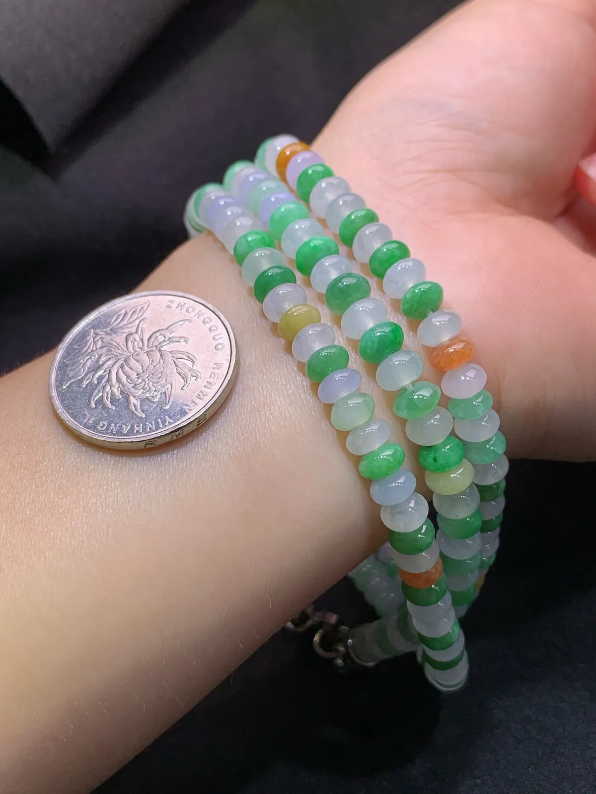 多彩算盘珠项链，冰润鲜艳，玉质细腻，种水足，Zha取一裸石6*3.5