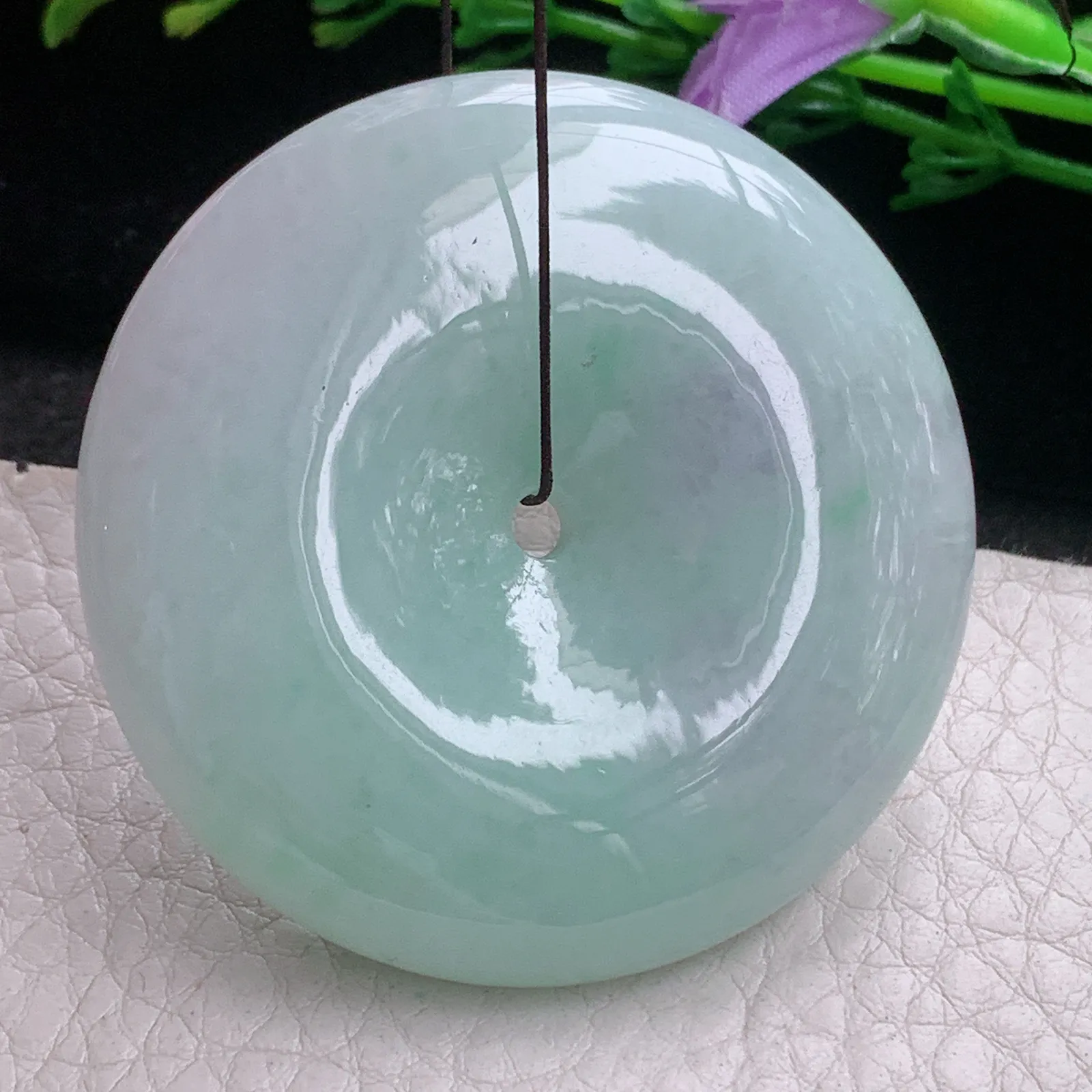 zen自然光51*10.5天然缅甸翡翠A货清新春带彩大平安扣玉吊坠