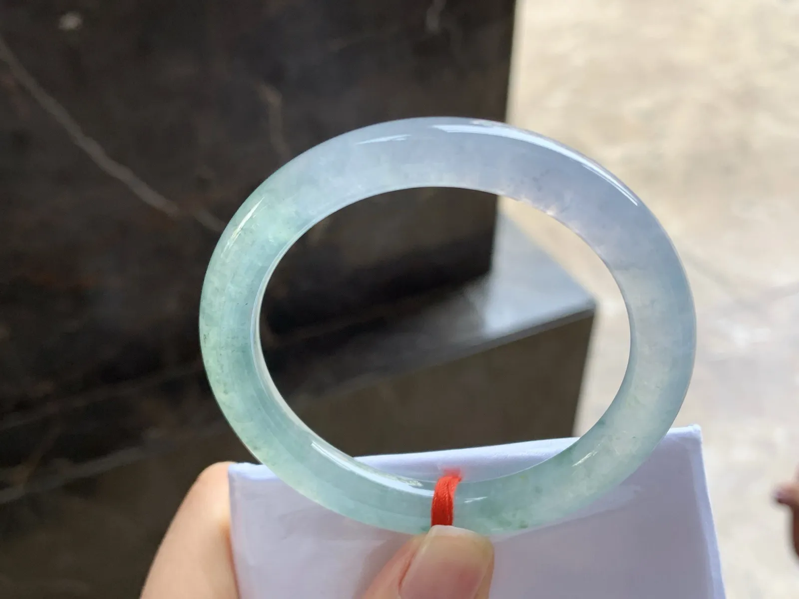 50.5-8.3

冰蓝圆条手镯^_^冰透 清新