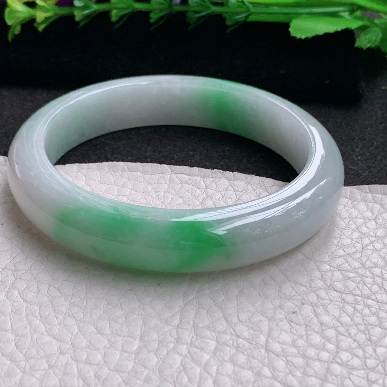 ll实拍56.5*12.6*8.5平安镯 天然缅甸翡翠A货水润飘绿花活力宽边玉手环