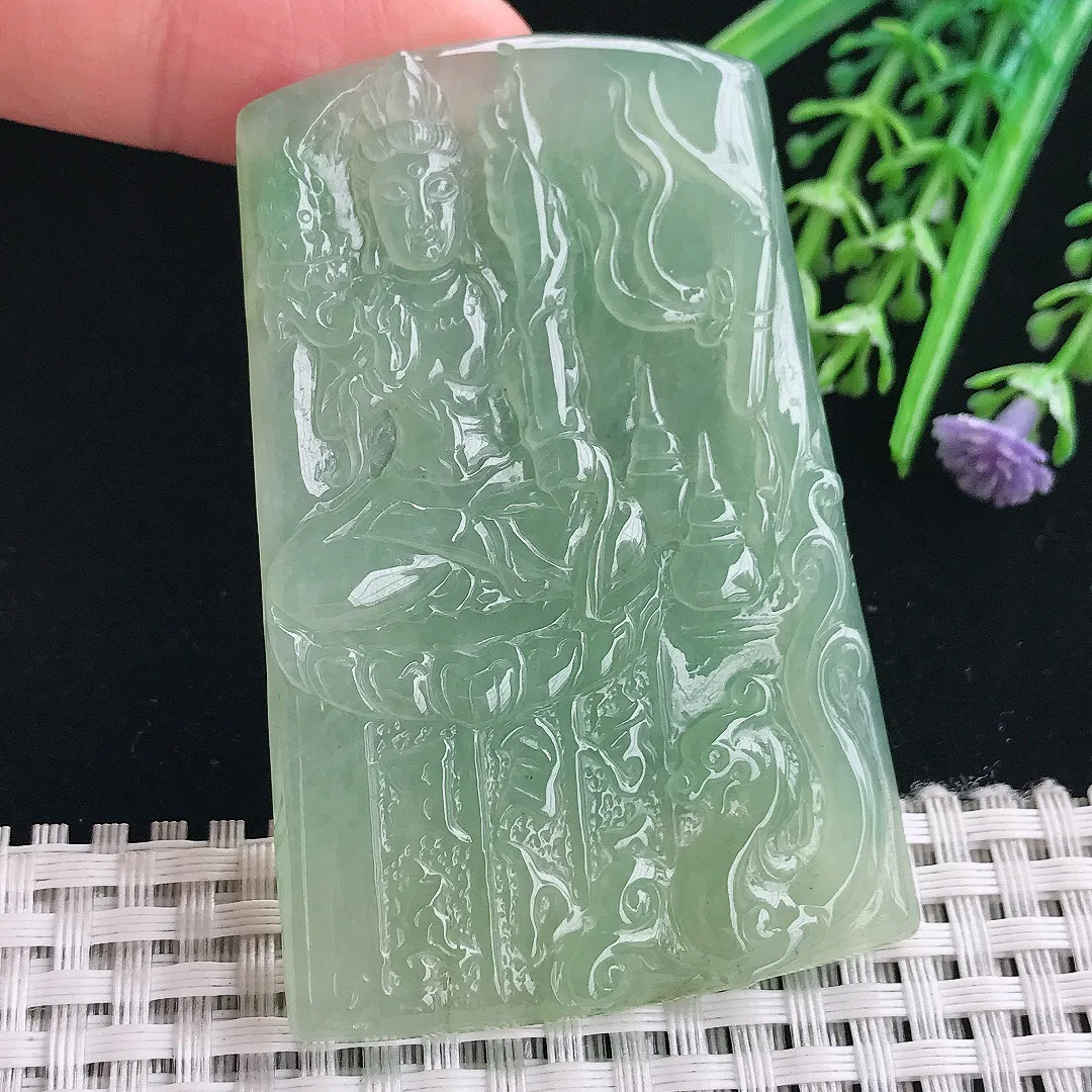 实拍A货翡翠66/43.5/5.2老坑冰胶果冻冰晴满绿虚空藏菩萨吊坠翡翠挂件