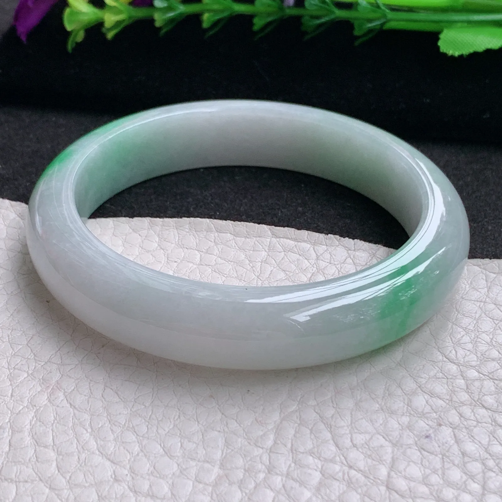 ll实拍56.5*12.6*8.5平安镯 天然缅甸翡翠A货水润飘绿花活力宽边玉手环