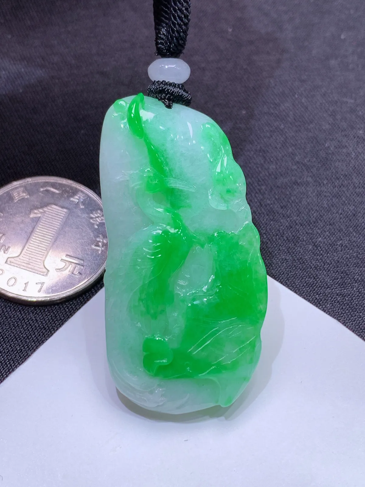 冰飘绿松鹤延年，厚装种老，冰润色阳，种水足，Xc 尺寸48.5*24.5*8.3