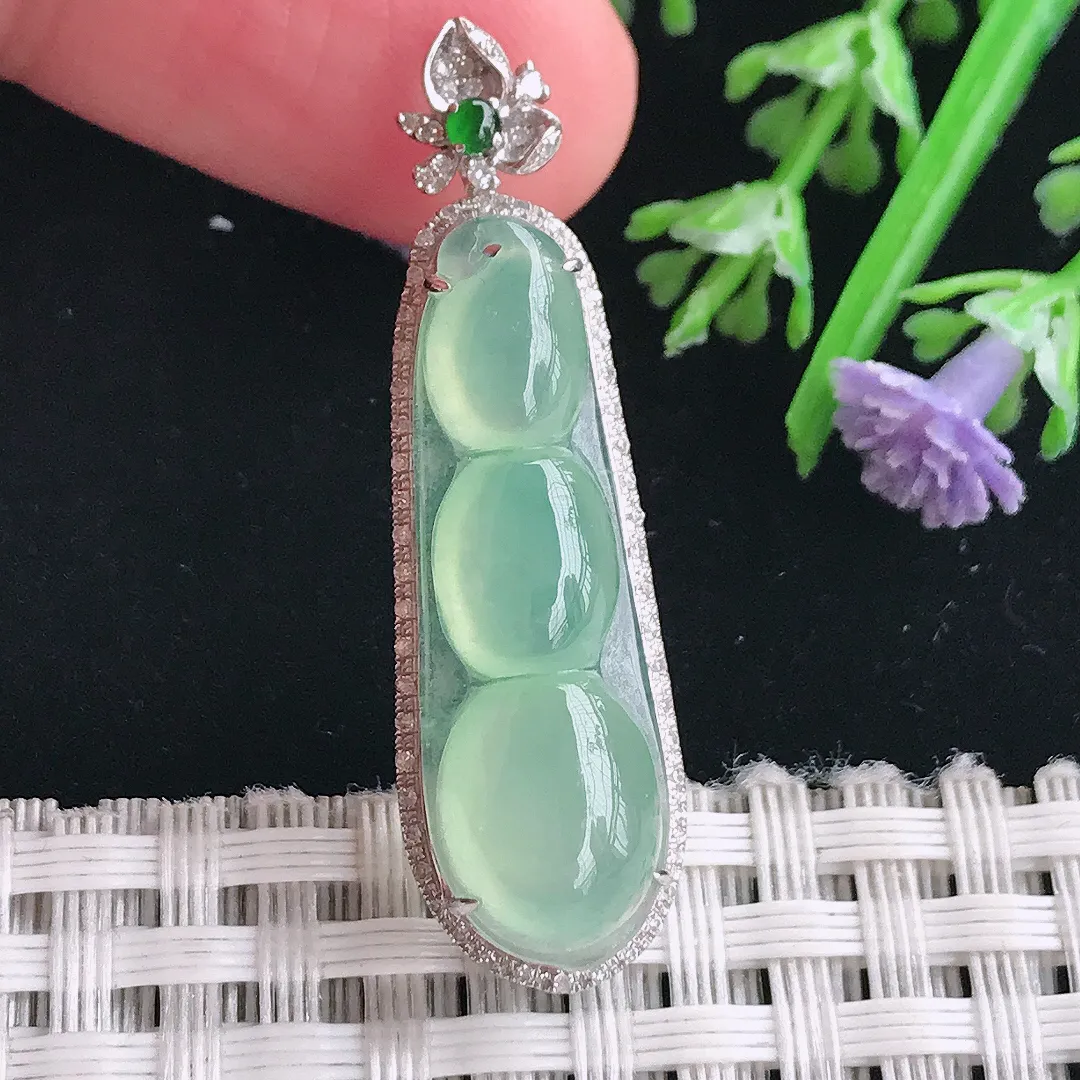 实拍A货翡翠39/11.5/8老坑18k金镶嵌冰种冰晴绿福豆吊坠翡翠四季豆挂件