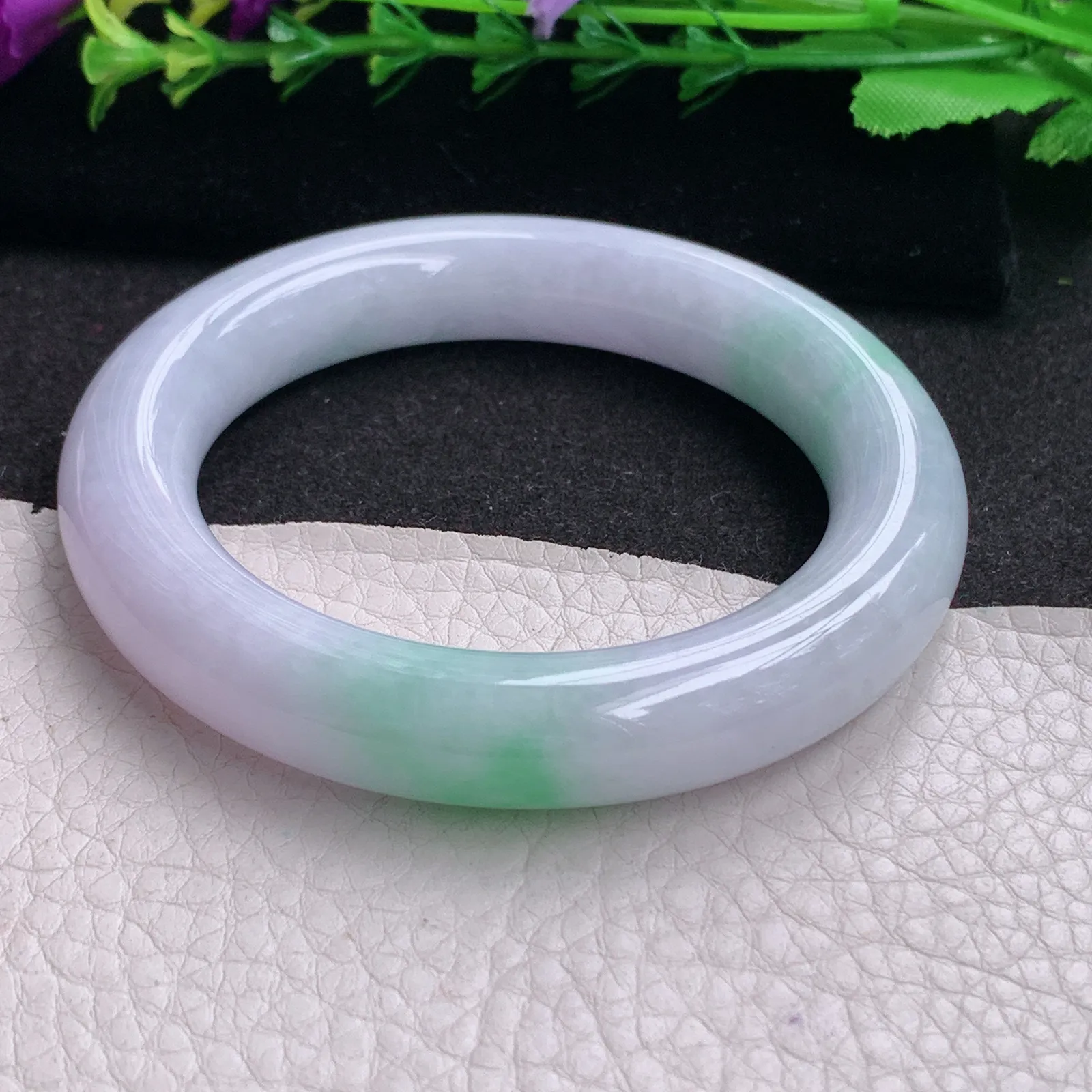 ll梦幻款54*11.8*11.3美人镯 天然缅甸翡翠A货春带彩水润圆条玉手环