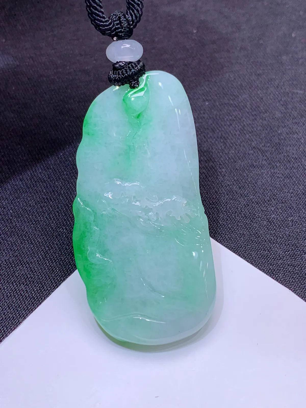 冰飘绿松鹤延年，厚装种老，冰润色阳，种水足，Xc 尺寸48.5*24.5*8.3