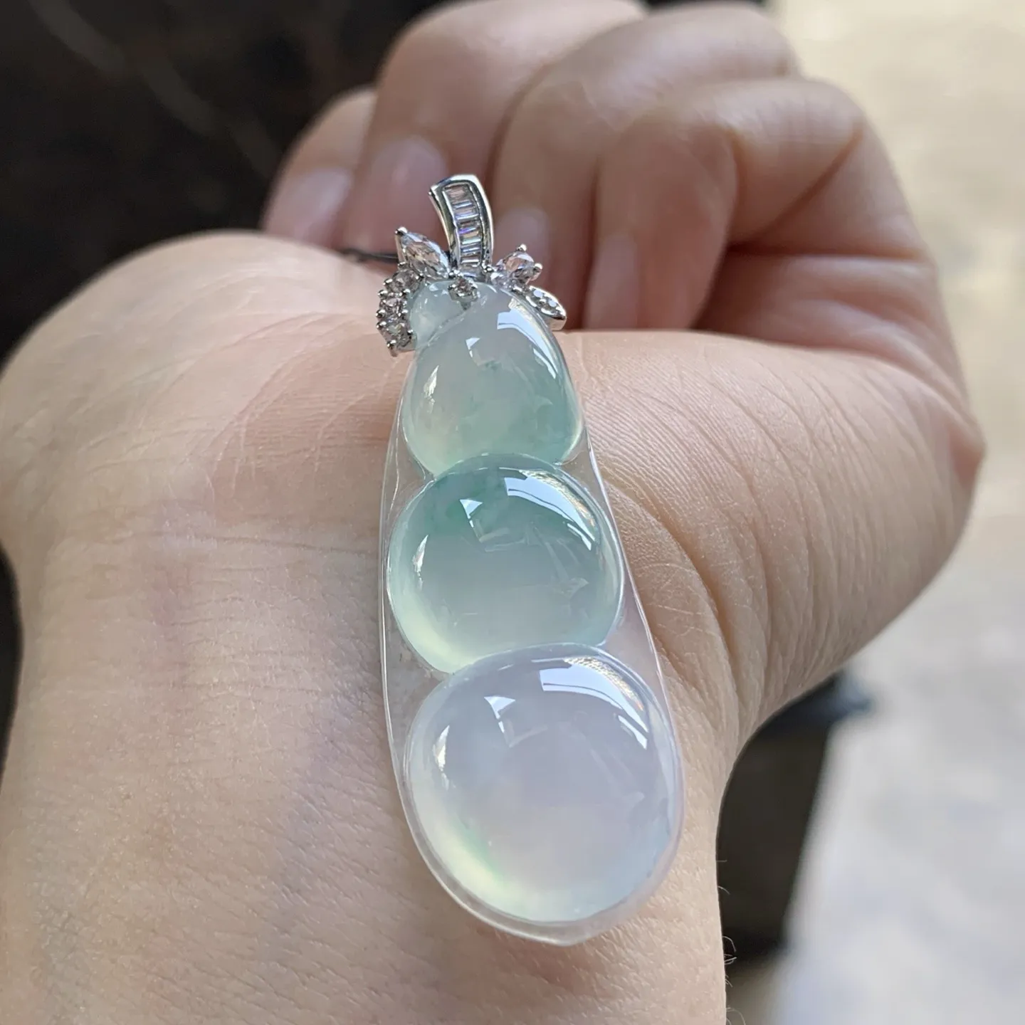 金扣飘绿豆子^_^清新 尺寸39.3-15.7-6.6mm