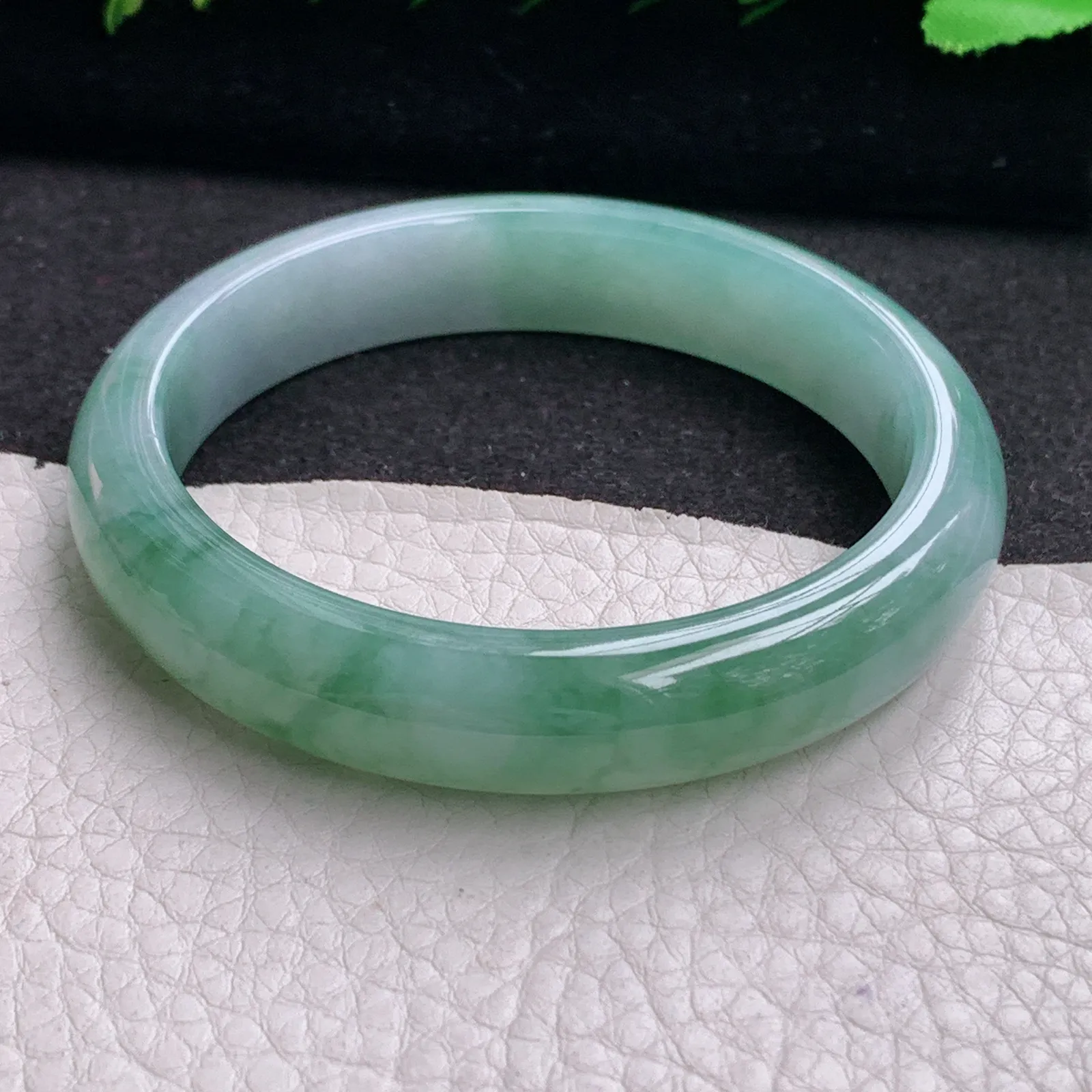 xx飘花韵味款56*12*7.5平安镯 天然缅甸翡翠A货冰胶飘逸宽边玉手环