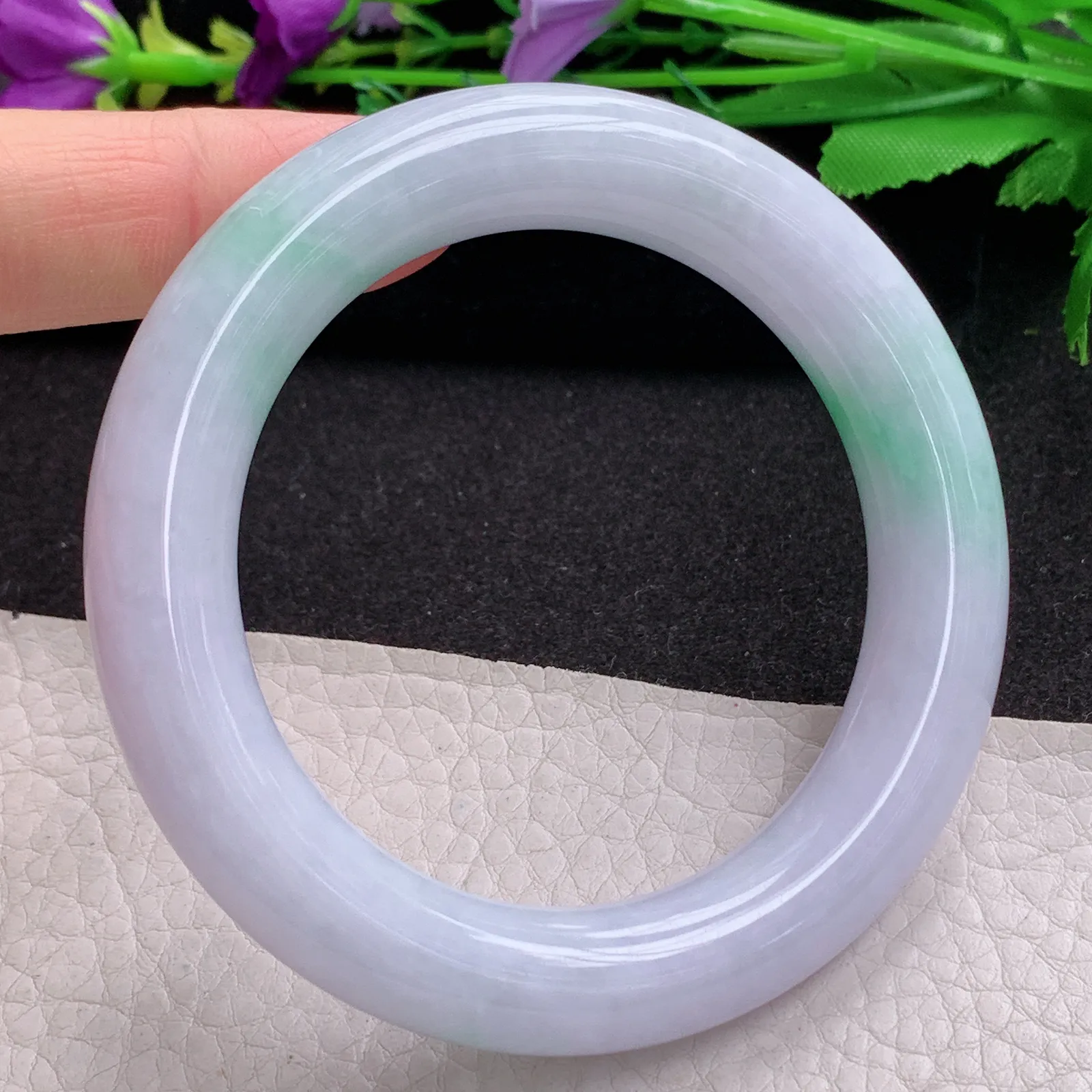 ll梦幻款54*11.8*11.3美人镯 天然缅甸翡翠A货春带彩水润圆条玉手环