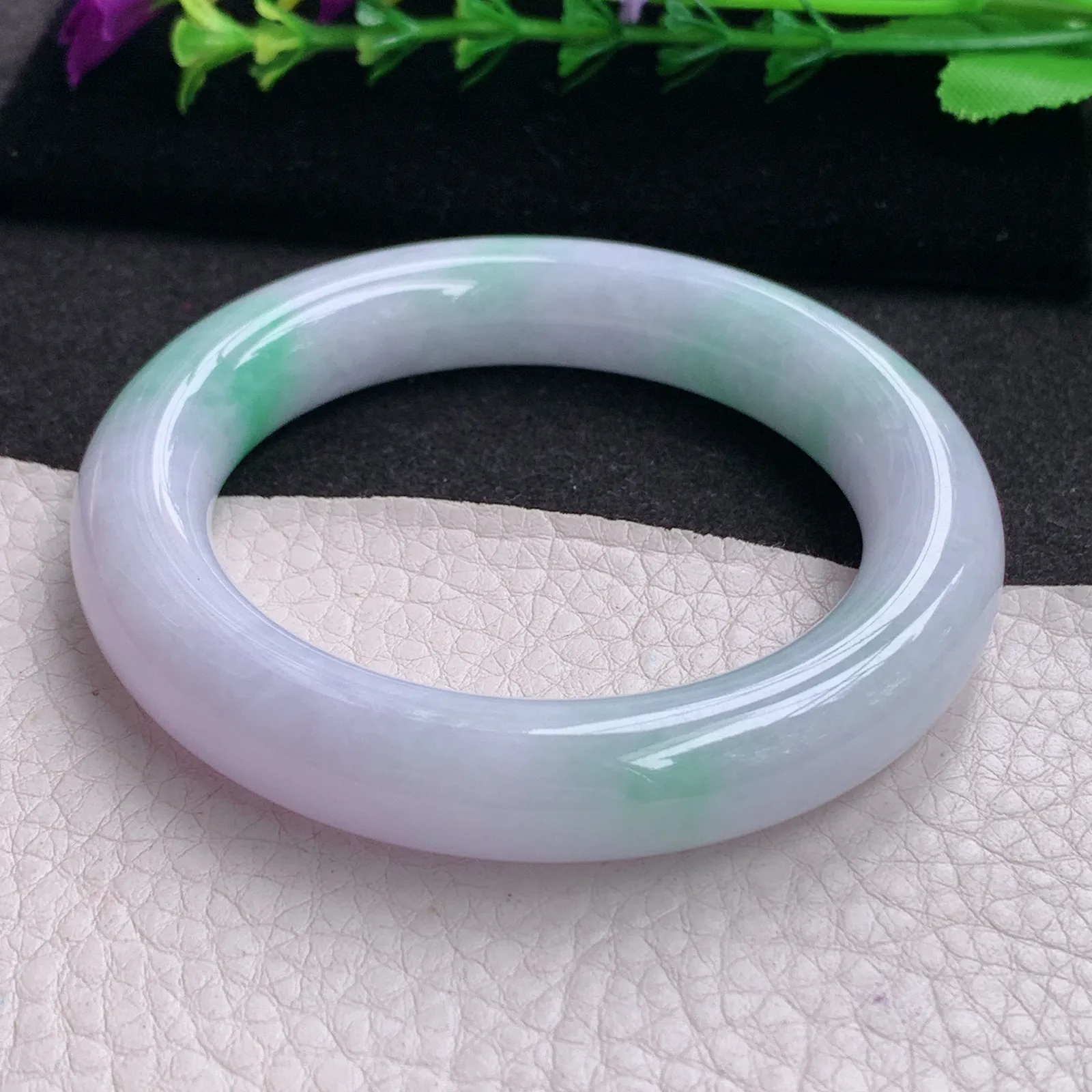 ll梦幻款54*11.8*11.3美人镯 天然缅甸翡翠A货春带彩水润圆条玉手环