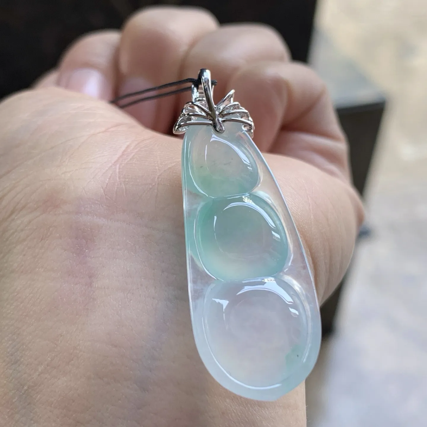 金扣飘绿豆子^_^清新 尺寸39.3-15.7-6.6mm