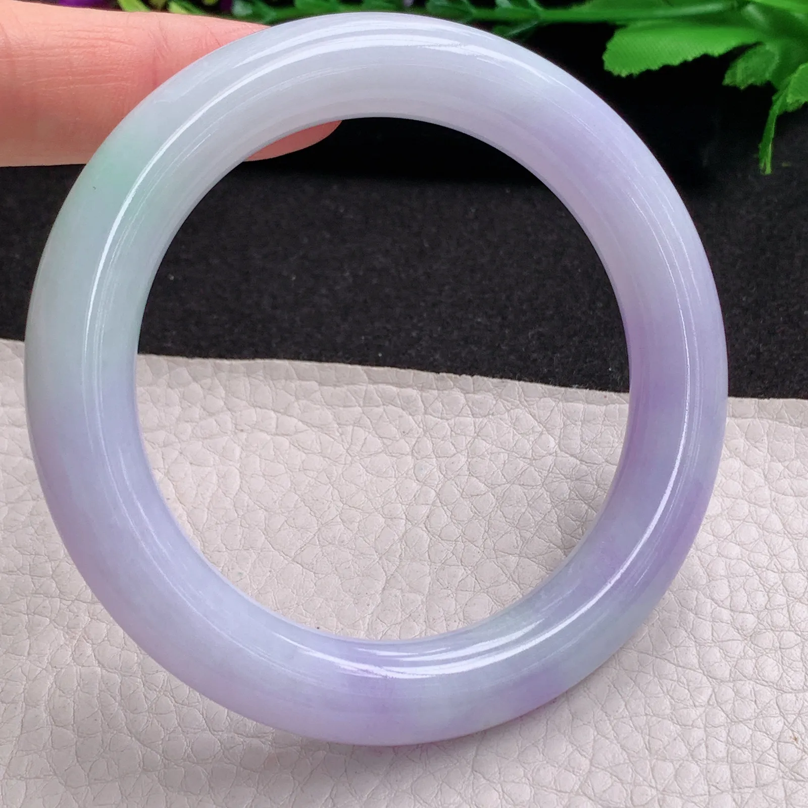 xx梦幻款58.8*11.2美人镯 天然缅甸翡翠A货春带彩圆条玉手环