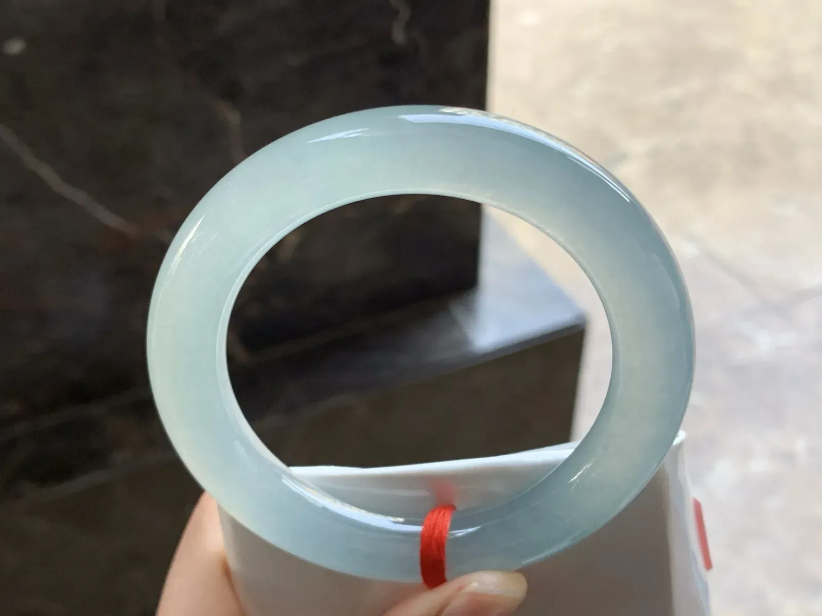 57.5-11.4

冰种圆条手镯^_^透亮 荧光十足