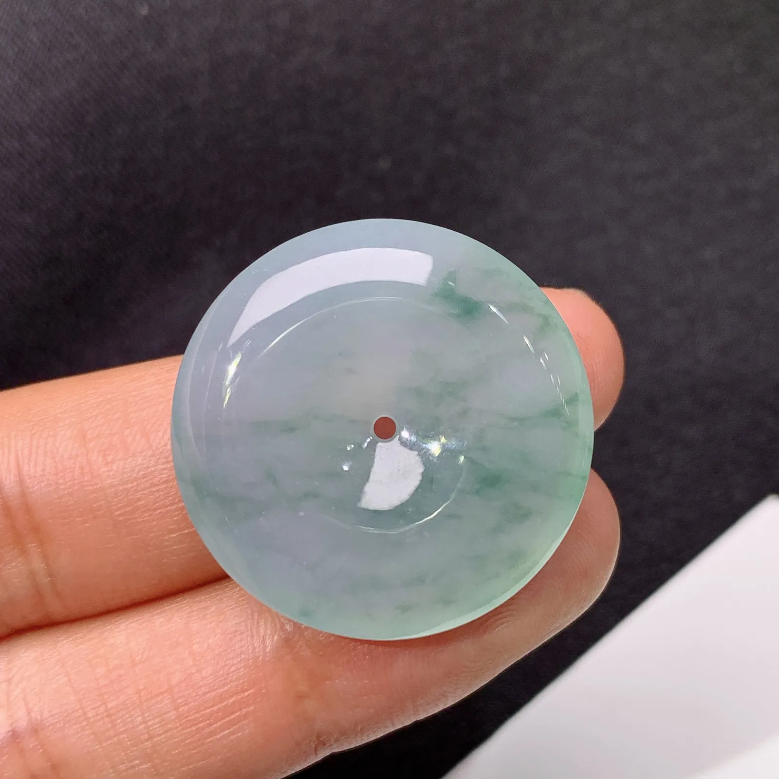 飘花平安扣，冰冰润润，玉质细腻，种水足，001 尺寸26.6*5.8