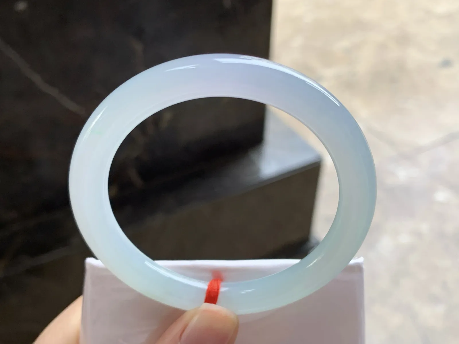 53.5-8.4

圆条手镯^_^清新 水润