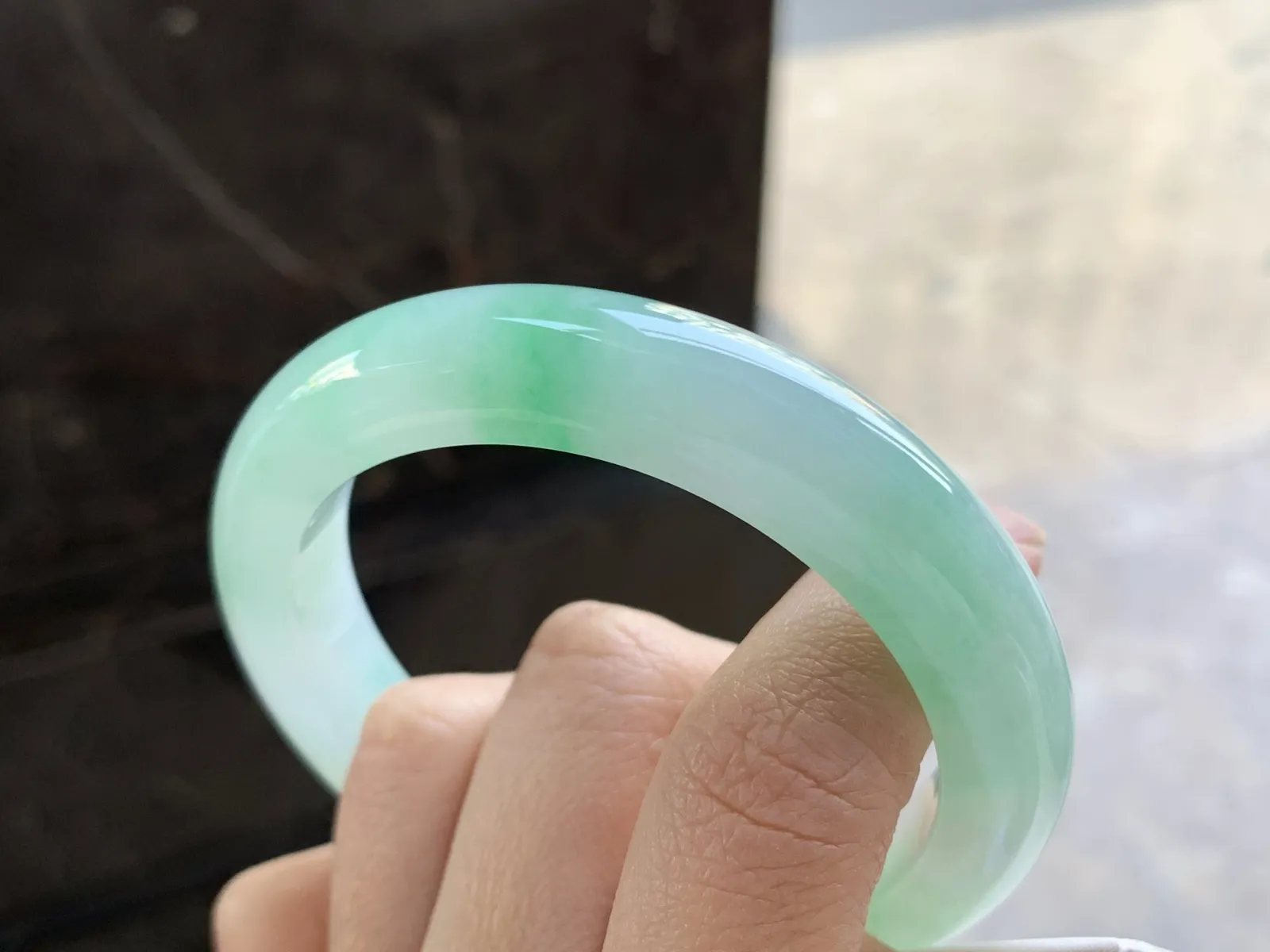 56.5-12-9.5

晴绿手镯^_^颜色好看