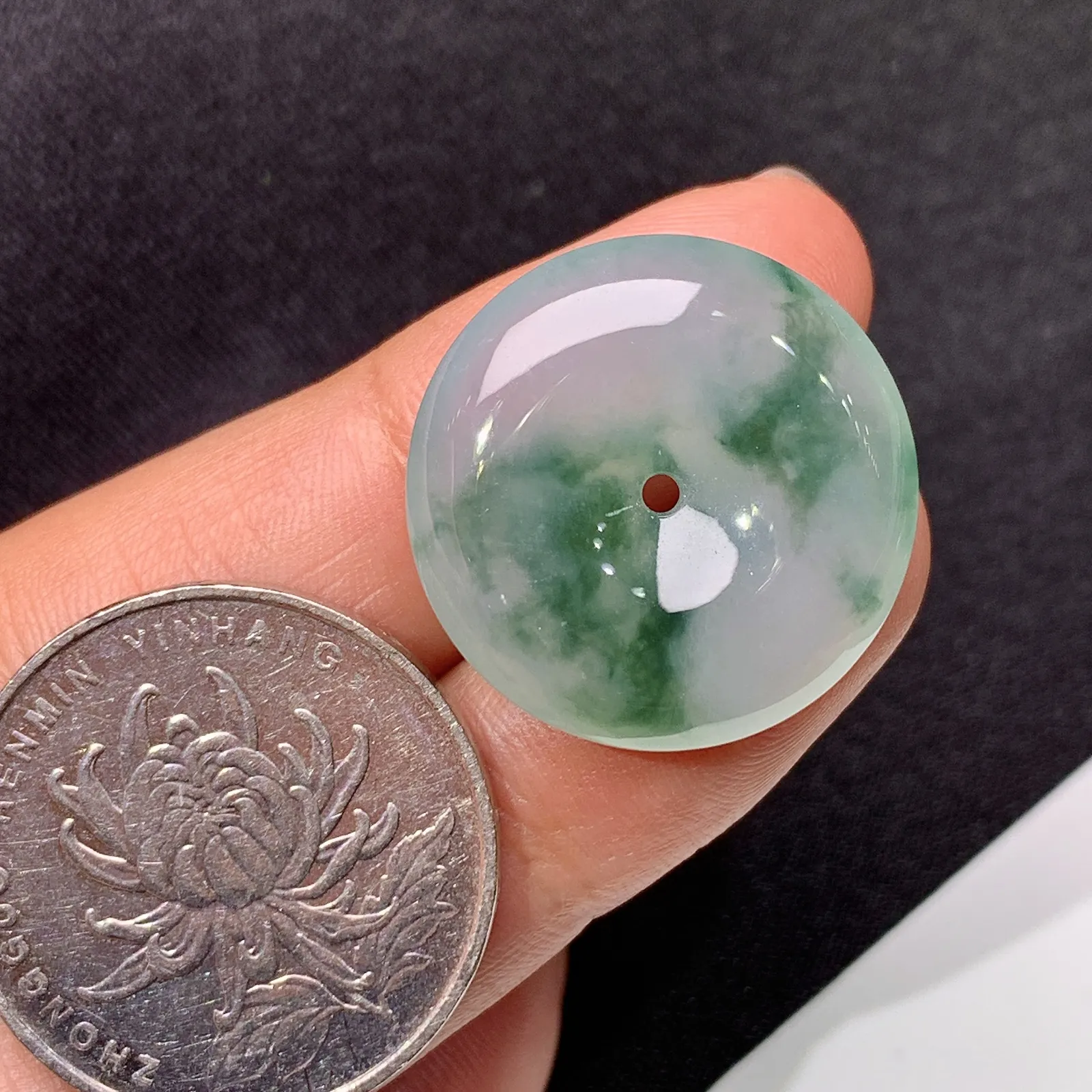 冰飘花平安扣，冰冰润润，玉质细腻，种水足，001 尺寸22.2*5.6