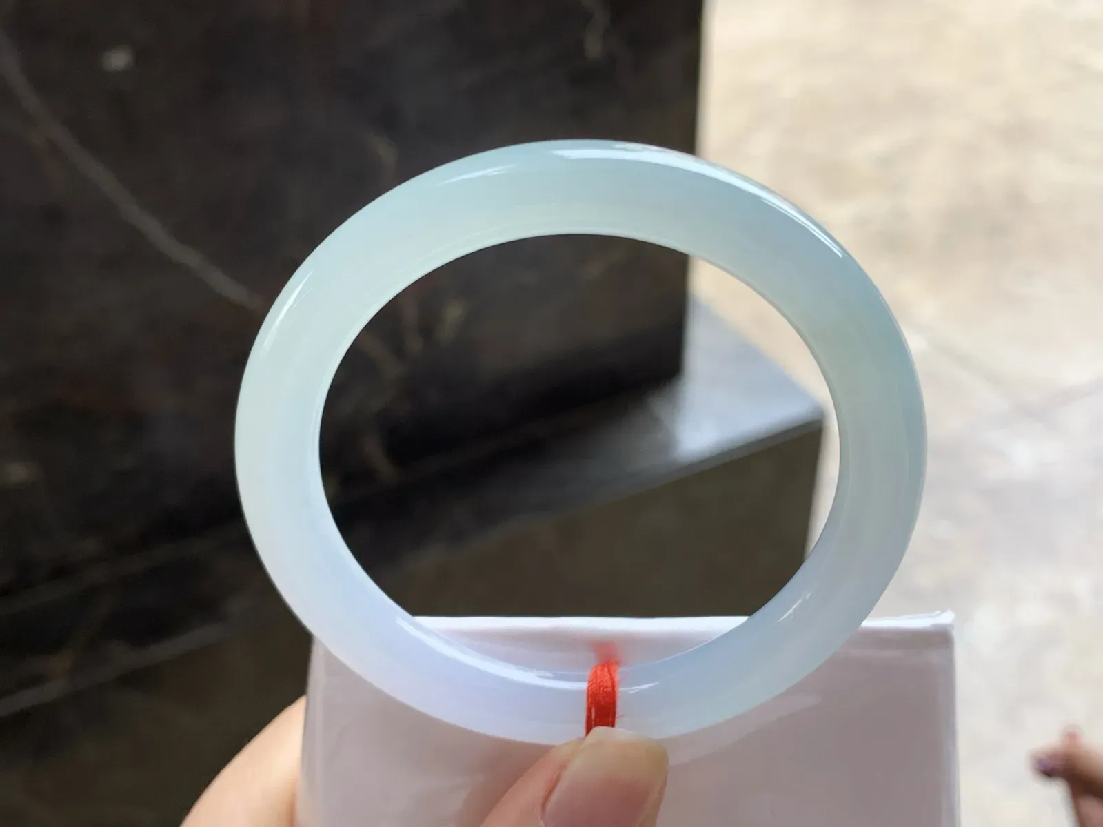 53.5-8.4

圆条手镯^_^清新 水润