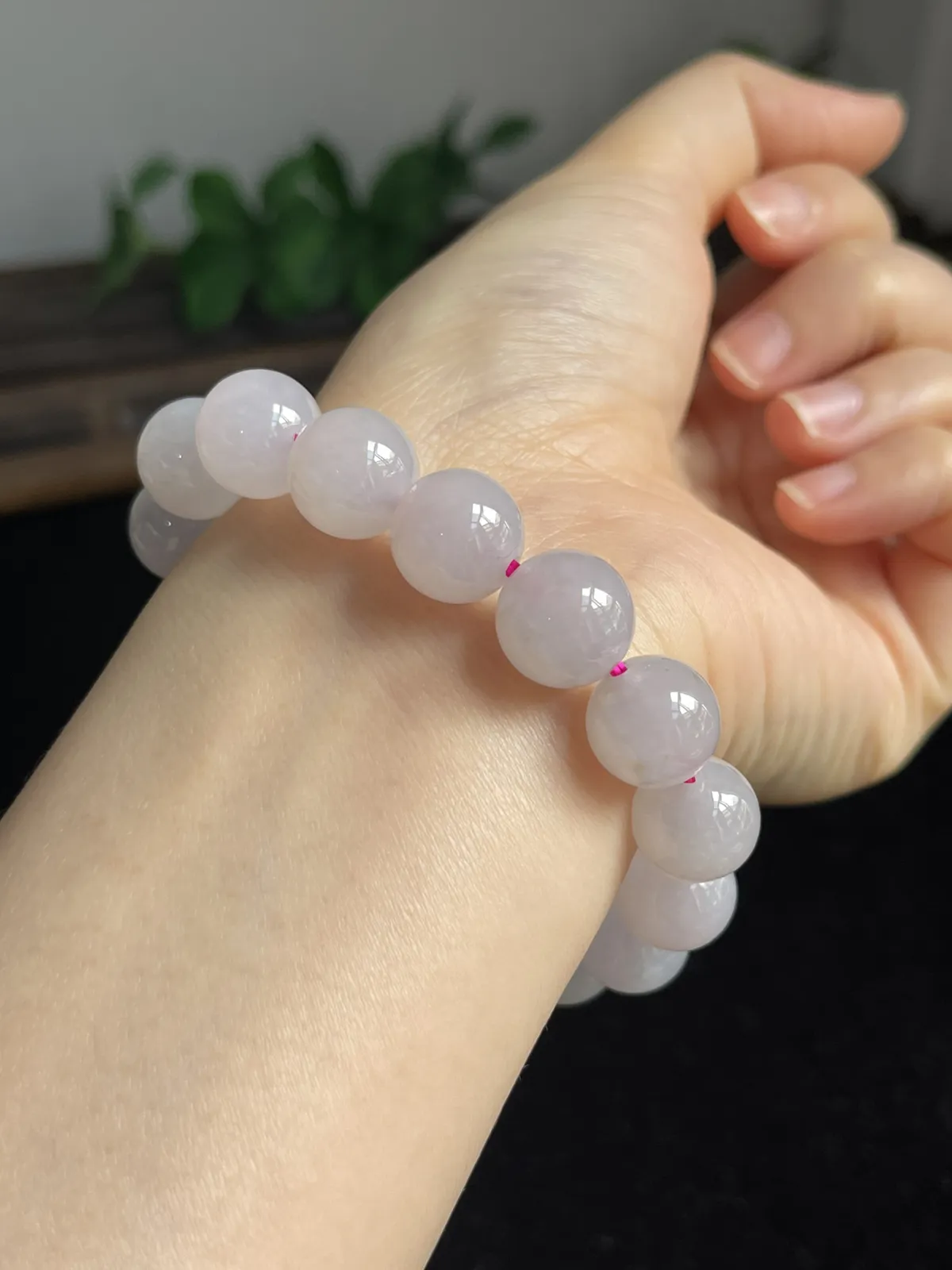 翡翠手链，绳子对颜色有影响