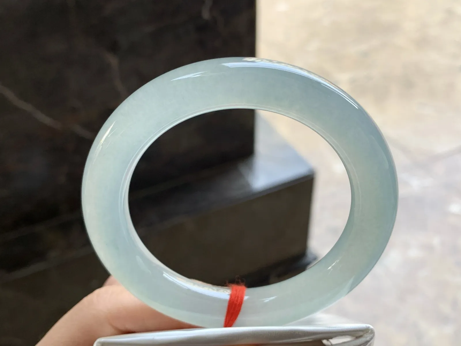 57.5-11.4

冰种圆条手镯^_^透亮 荧光十足