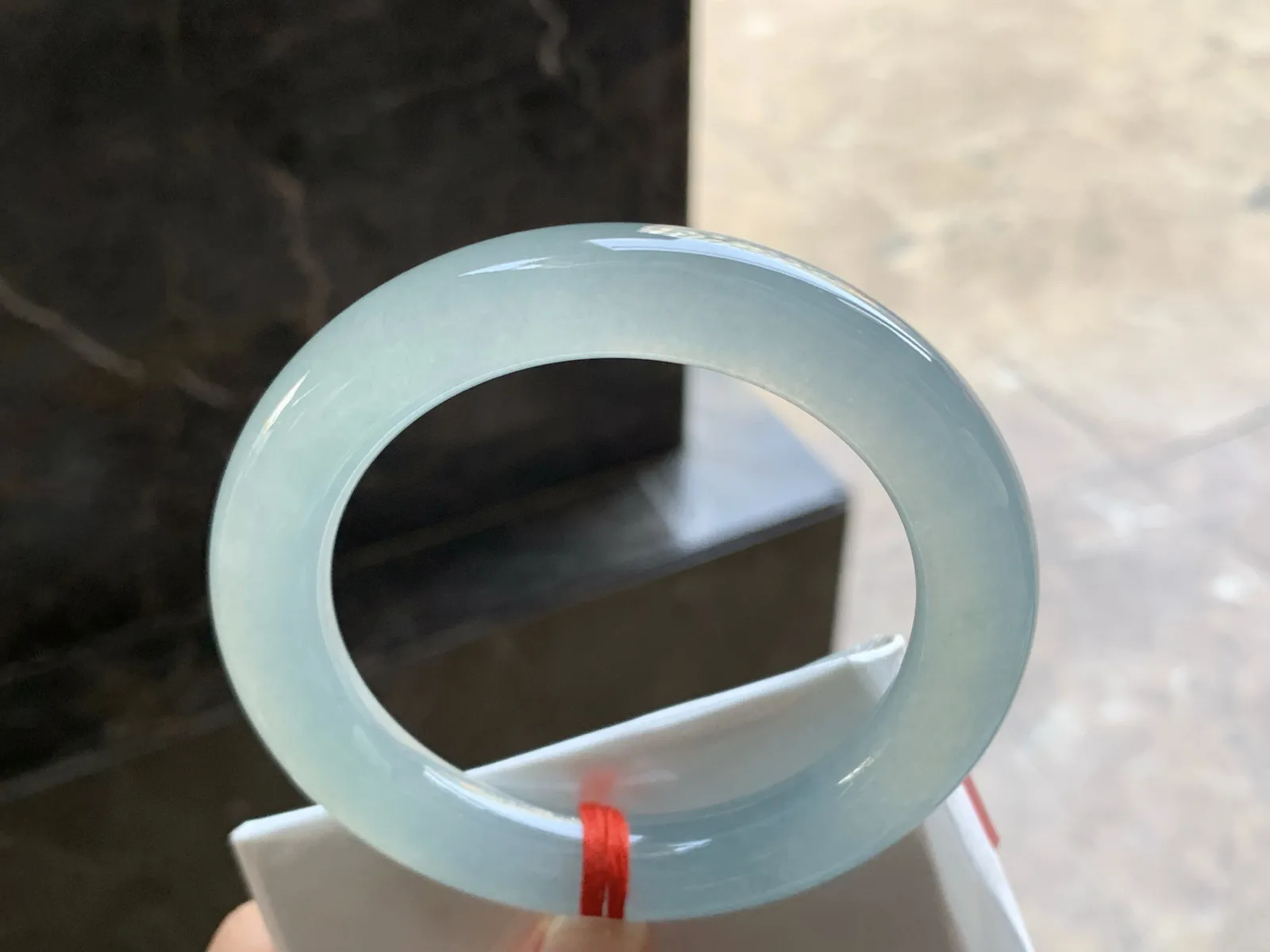 57.5-11.4

冰种圆条手镯^_^透亮 荧光十足