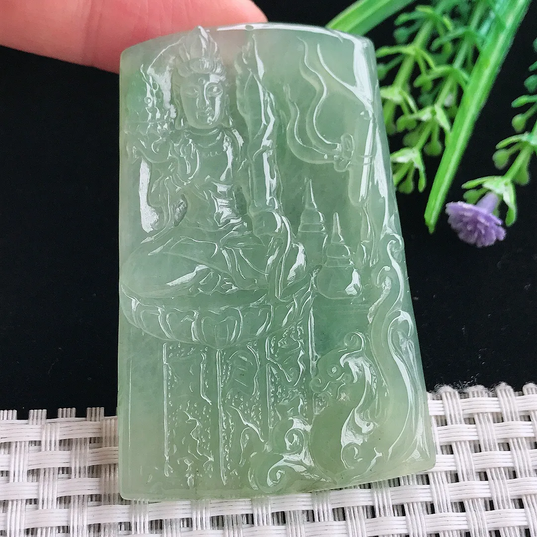 实拍A货翡翠66/43.5/5.2老坑冰胶果冻冰晴满绿虚空藏菩萨吊坠翡翠挂件