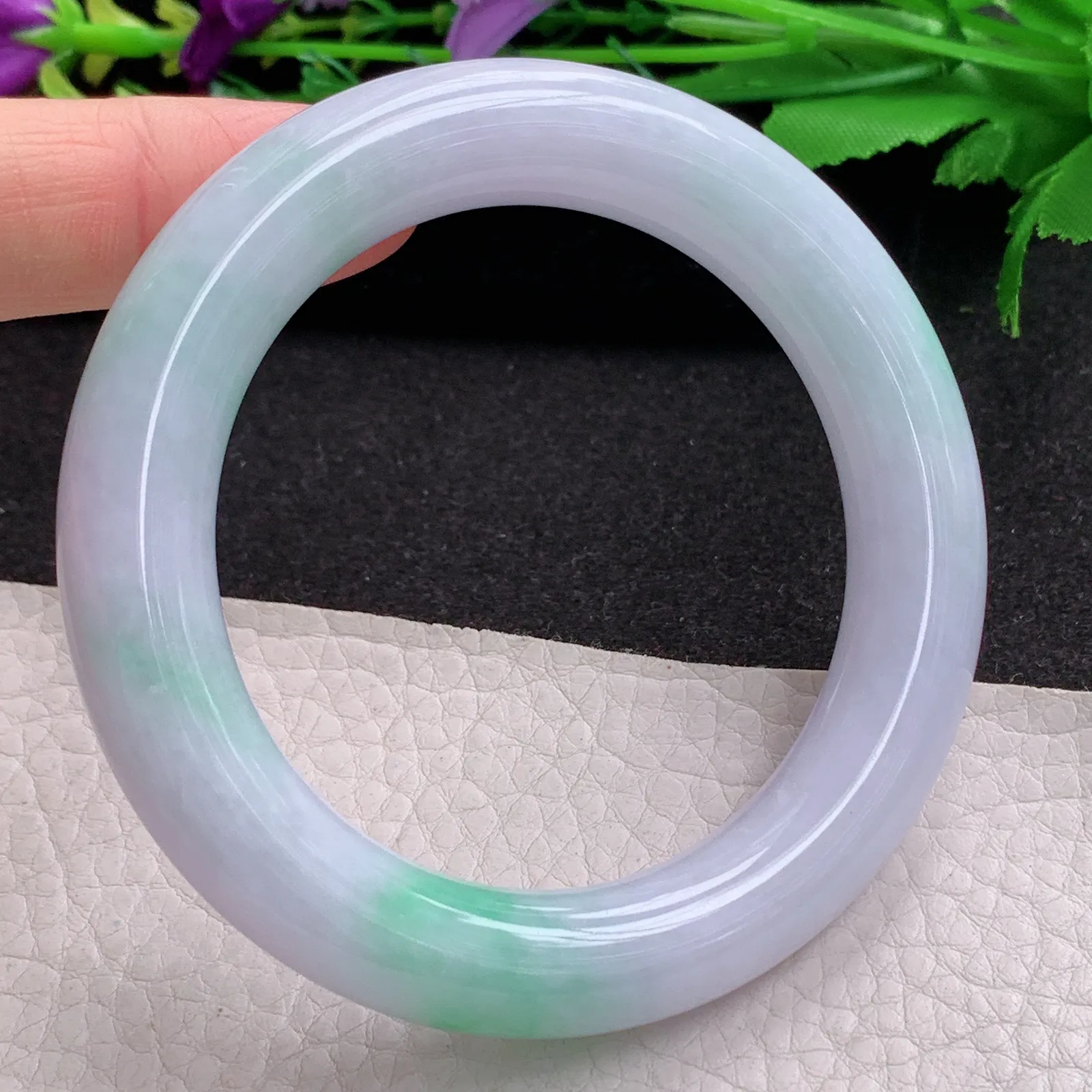 ll梦幻款54*11.8*11.3美人镯 天然缅甸翡翠A货春带彩水润圆条玉手环