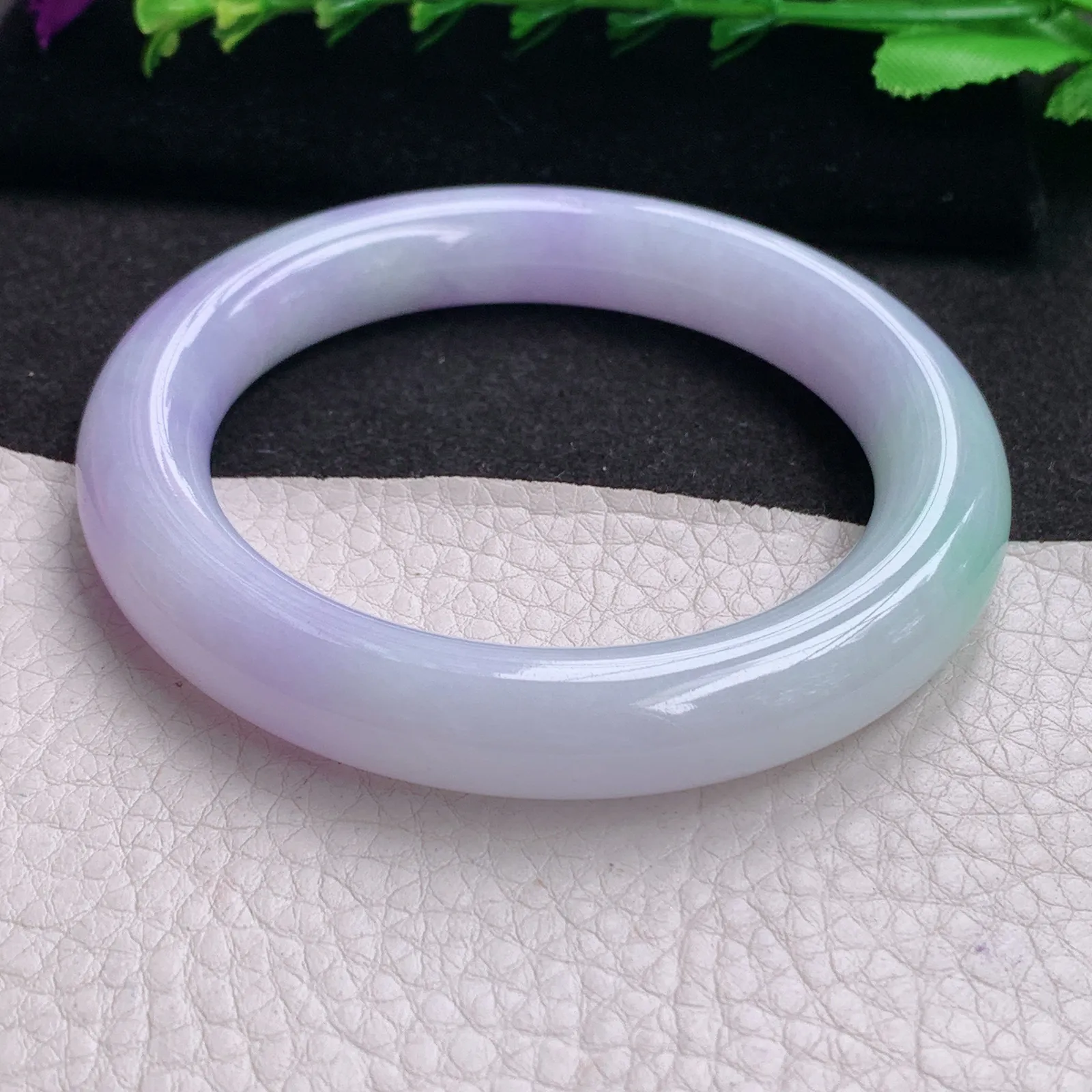 xx梦幻款58.8*11.2美人镯 天然缅甸翡翠A货春带彩圆条玉手环