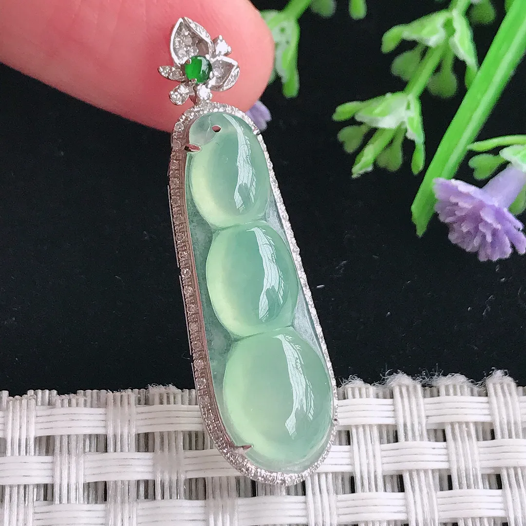 实拍A货翡翠39/11.5/8老坑18k金镶嵌冰种冰晴绿福豆吊坠翡翠四季豆挂件