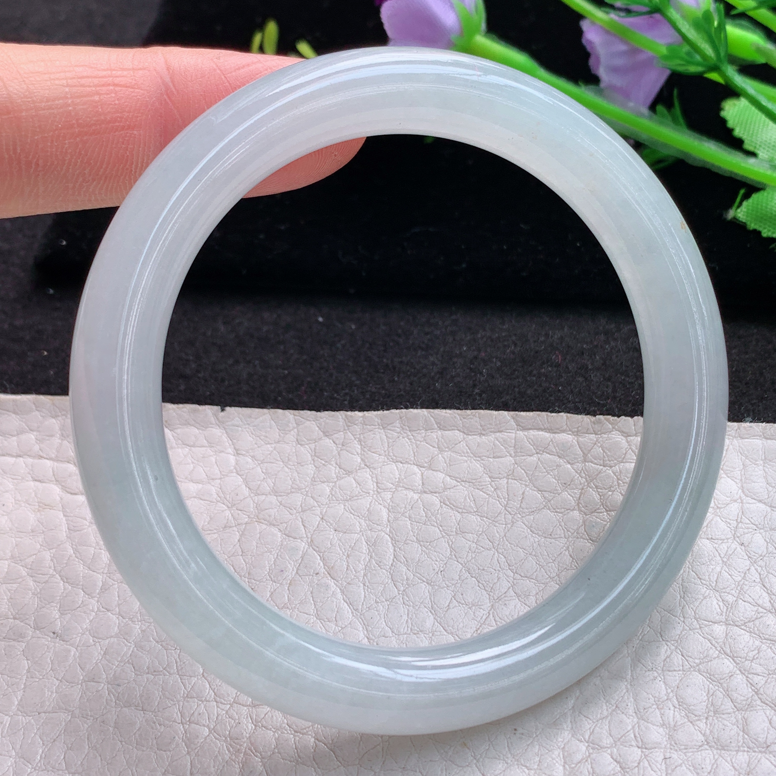 n纯美款54*8.8叮当镯 天然缅甸翡翠A货细润清爽圆条美人镯