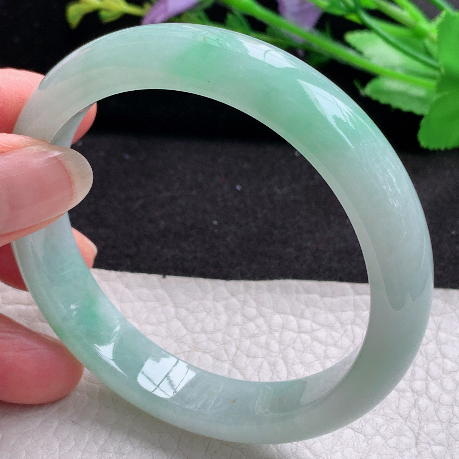 xx清新年轻款57.5*12*7.8平安镯 天然缅甸翡翠A货细润飘绿宽边玉手环