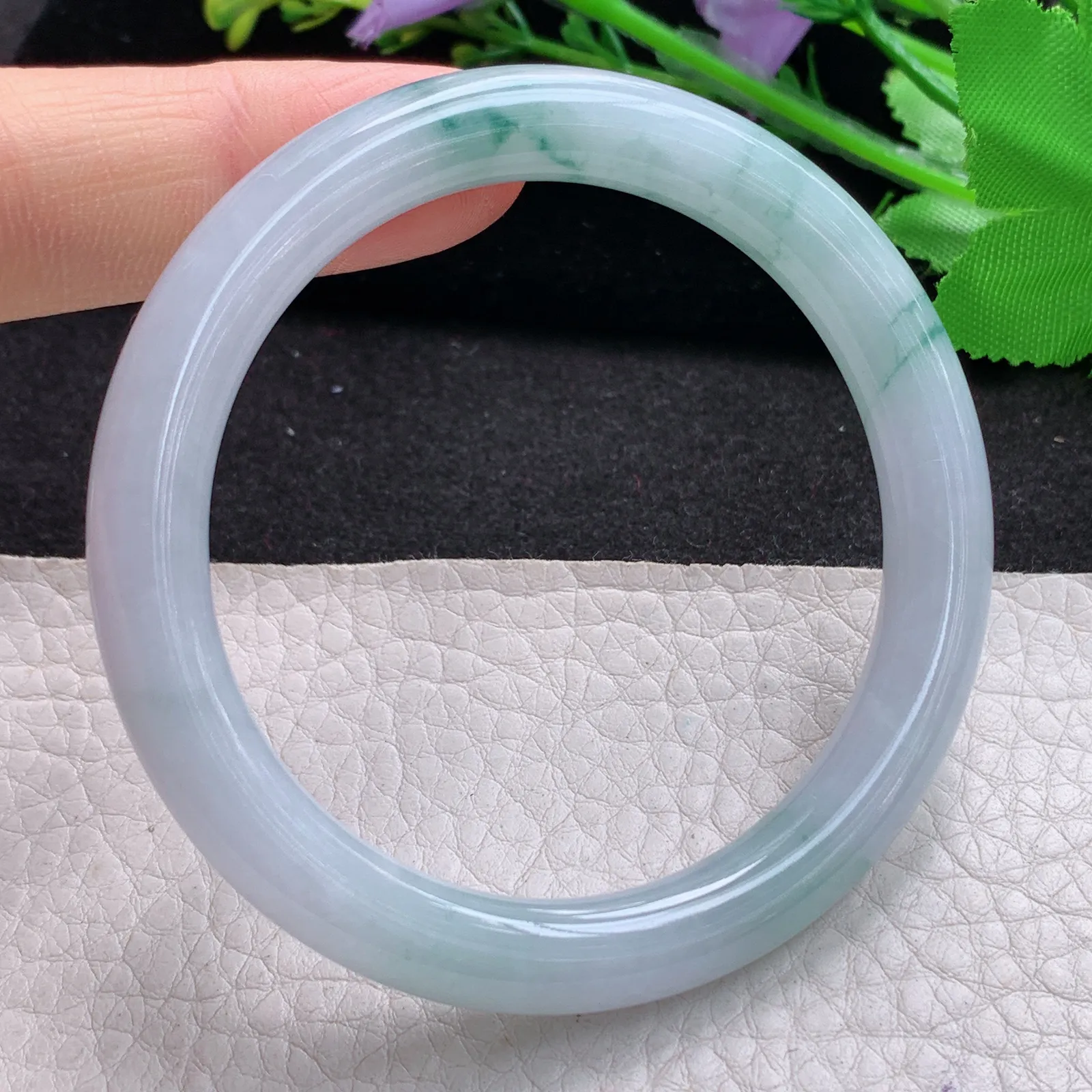 mq秀气飘逸款小圈口52.5*8.5*8叮当镯 天然缅甸翡翠A货飘花圆条美人镯