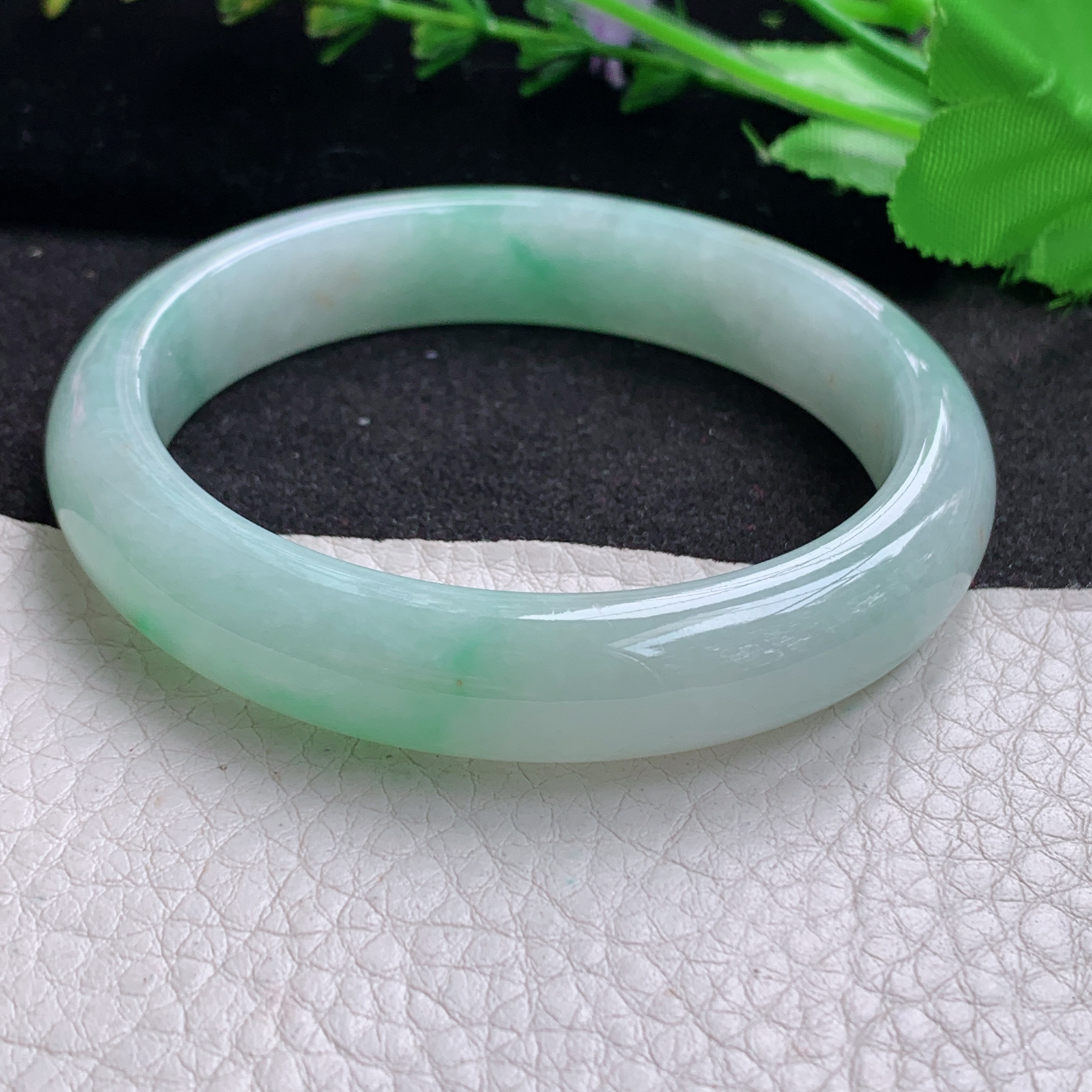 xx清新年轻款57.5*12*7.8平安镯 天然缅甸翡翠A货细润飘绿宽边玉手环