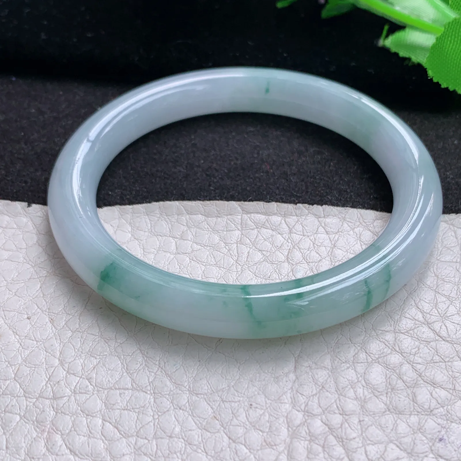 mq秀气飘逸款小圈口52.5*8.5*8叮当镯 天然缅甸翡翠A货飘花圆条美人镯