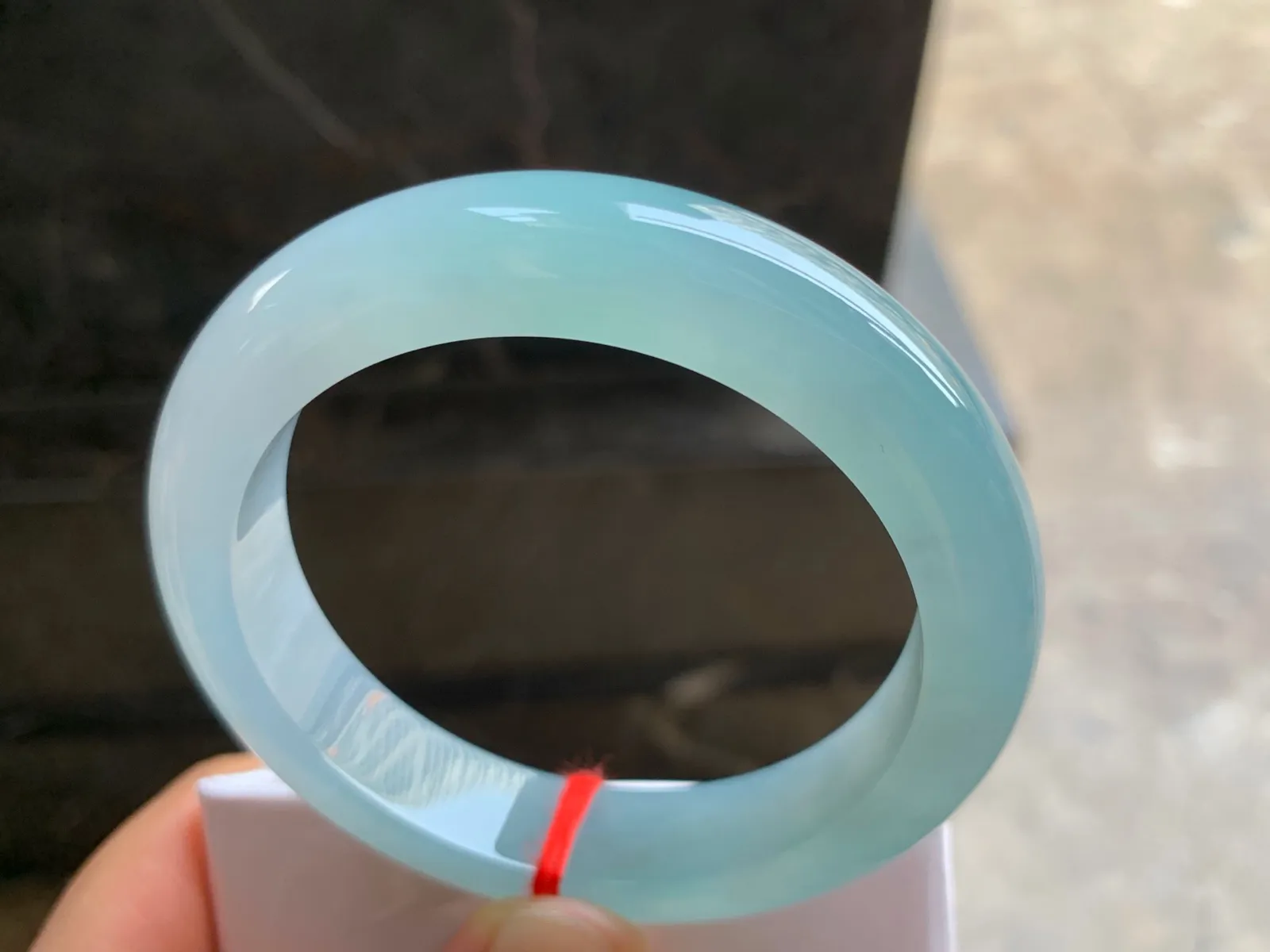 54.5-12.5-9mm
冰种天空蓝手镯 水润光泽 清新