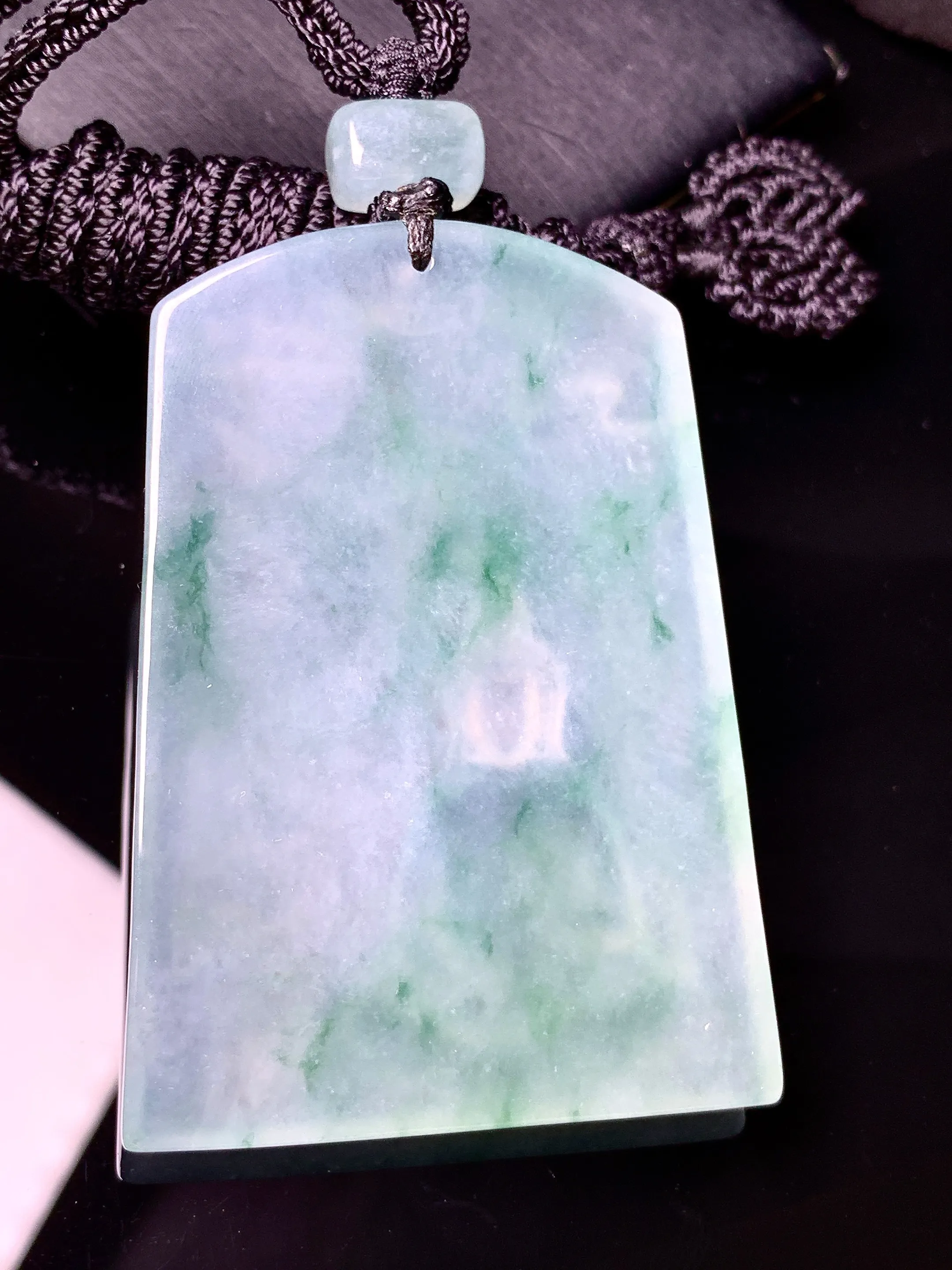 冰种飘花观音菩萨吊坠 玉质细腻清新 水润亮眼 整体尺寸57.2*40.2*6