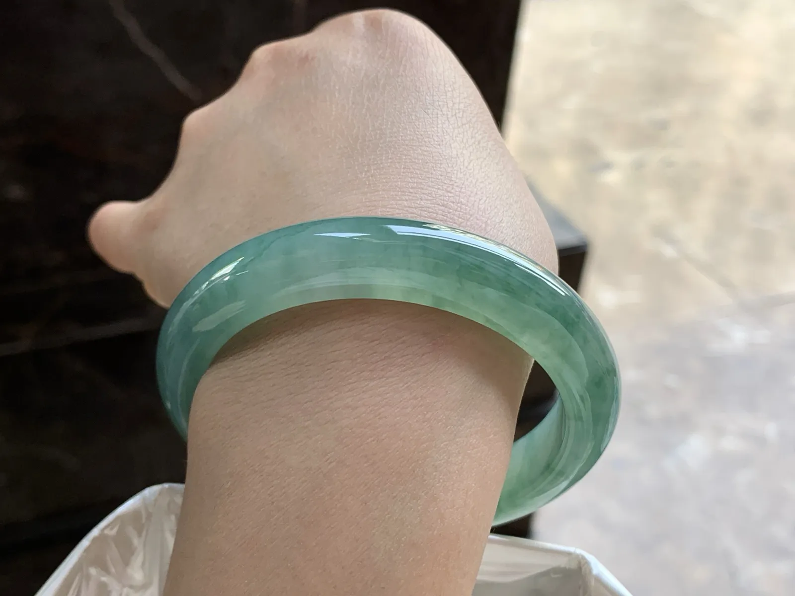 58-12.2-8.7

油绿手镯^_^清新