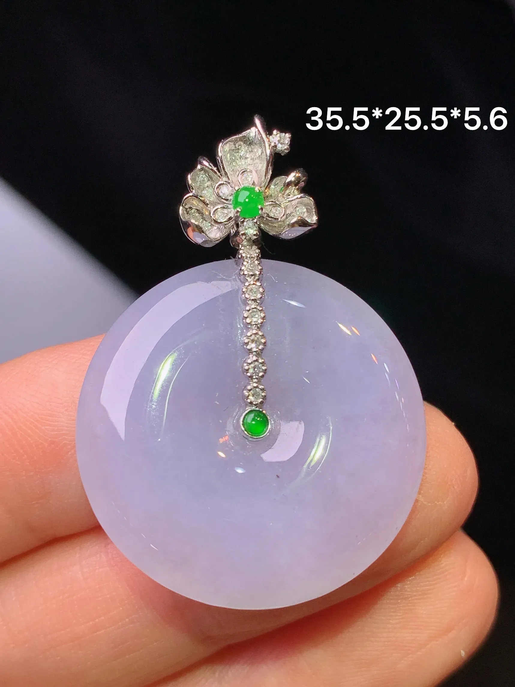 18k金钻镶嵌紫罗兰平安扣吊坠 玉质细腻清新 水润亮眼 整体尺寸35.5*25.5*5.6