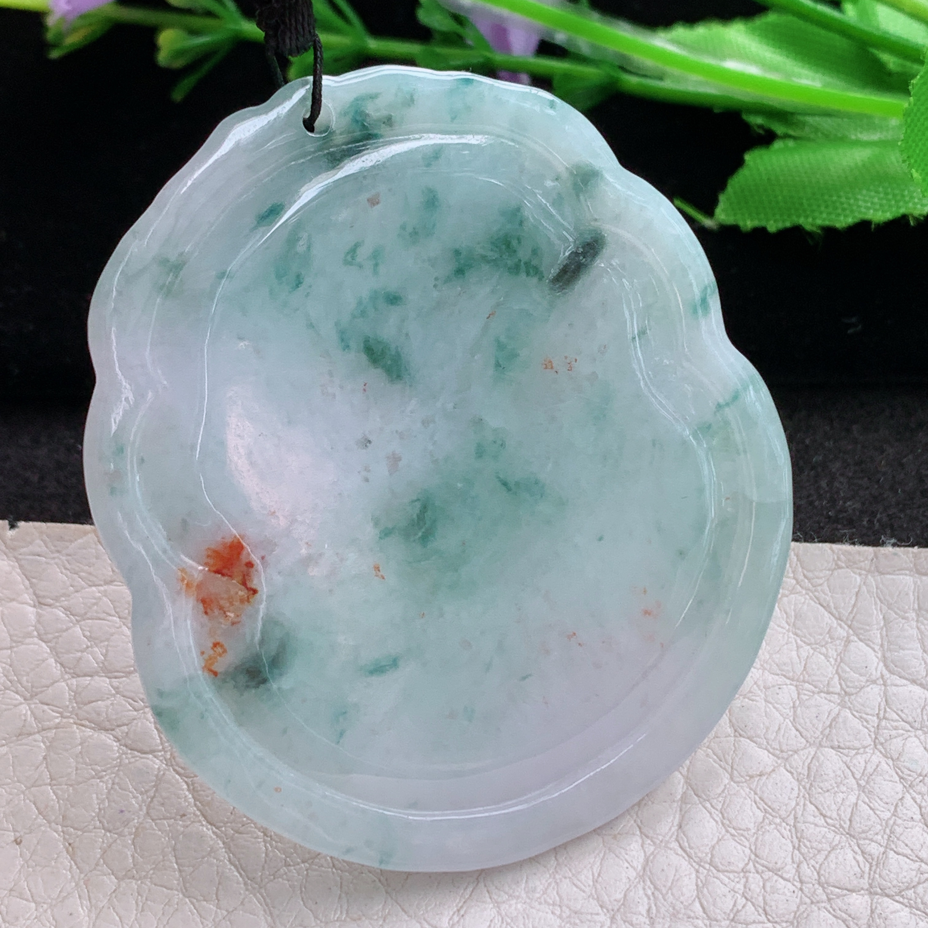 f8自然光53*46.8*6.3天然缅甸翡翠飘花老虎吊坠生肖上山虎