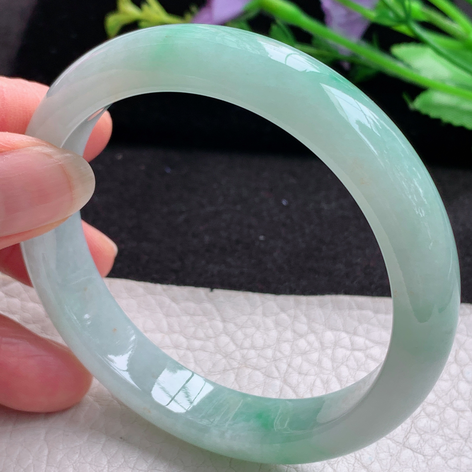 xx清新年轻款57.5*12*7.8平安镯 天然缅甸翡翠A货细润飘绿宽边玉手环