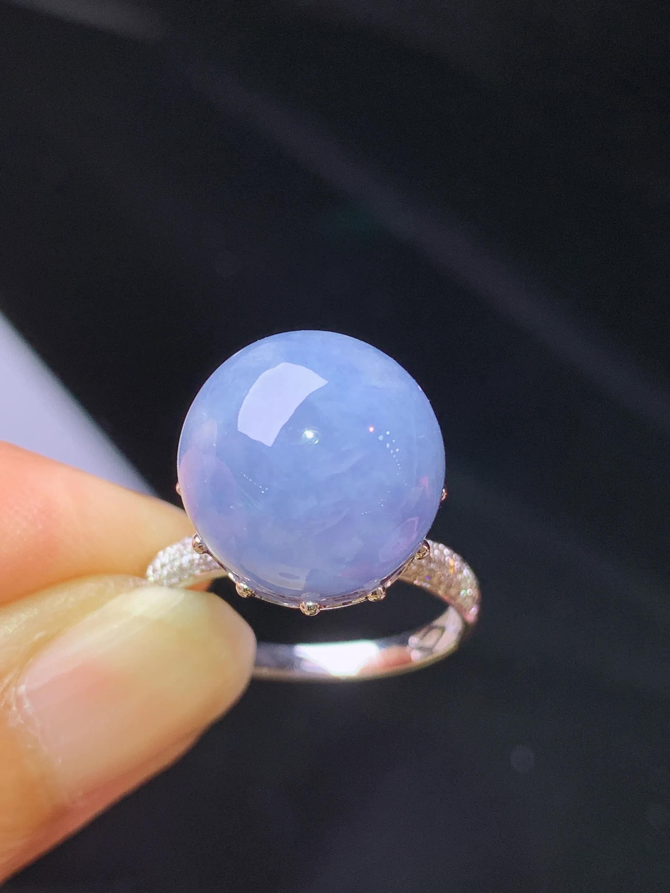 18k金钻镶嵌紫罗兰圆珠戒指 玉质细腻清新 水润亮眼 圈口13.5 整体尺寸13