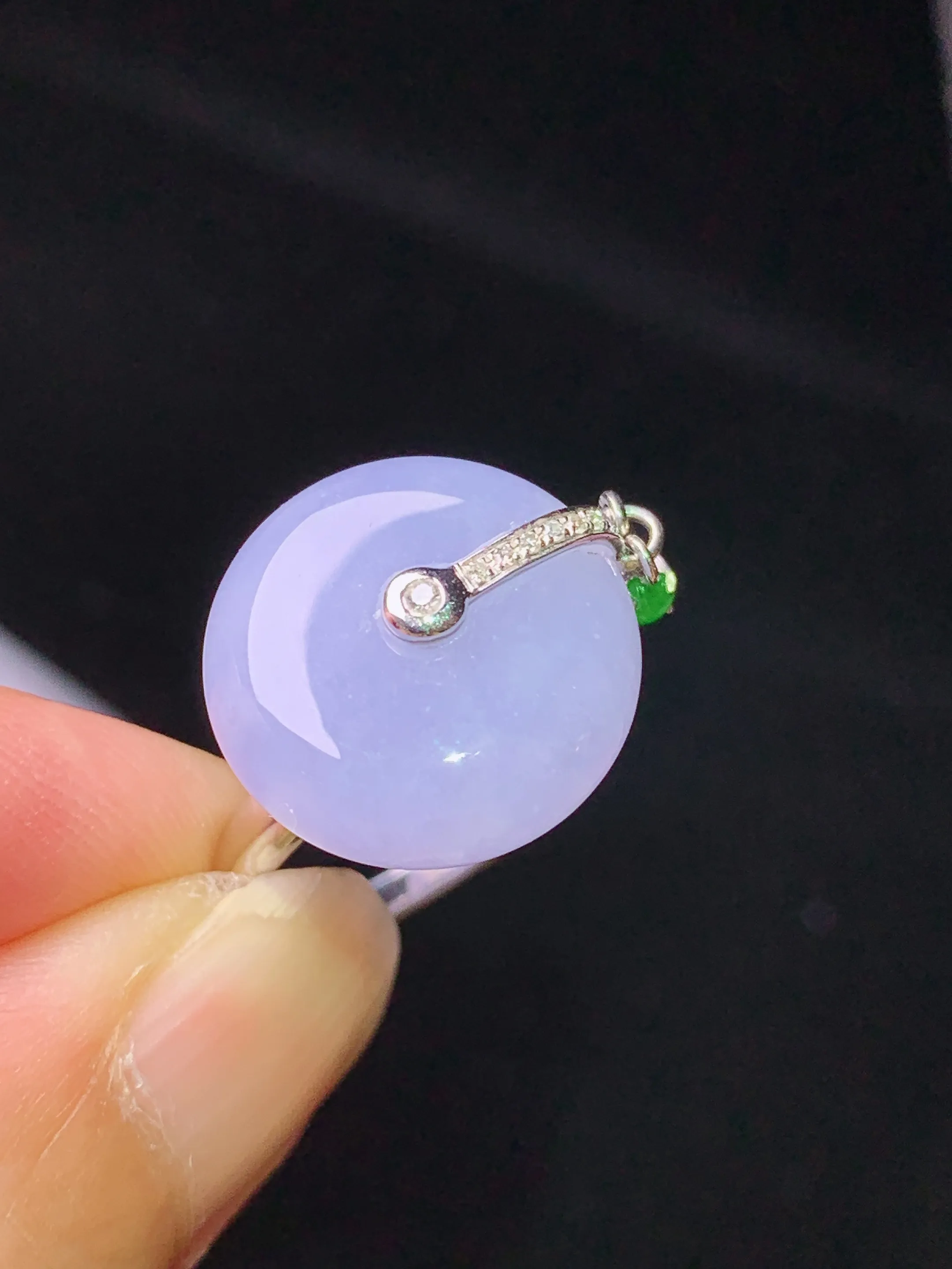 18k金钻镶嵌紫罗兰平安扣戒指 玉质细腻清新 水润亮眼 圈14 整体尺寸14.7*6.2