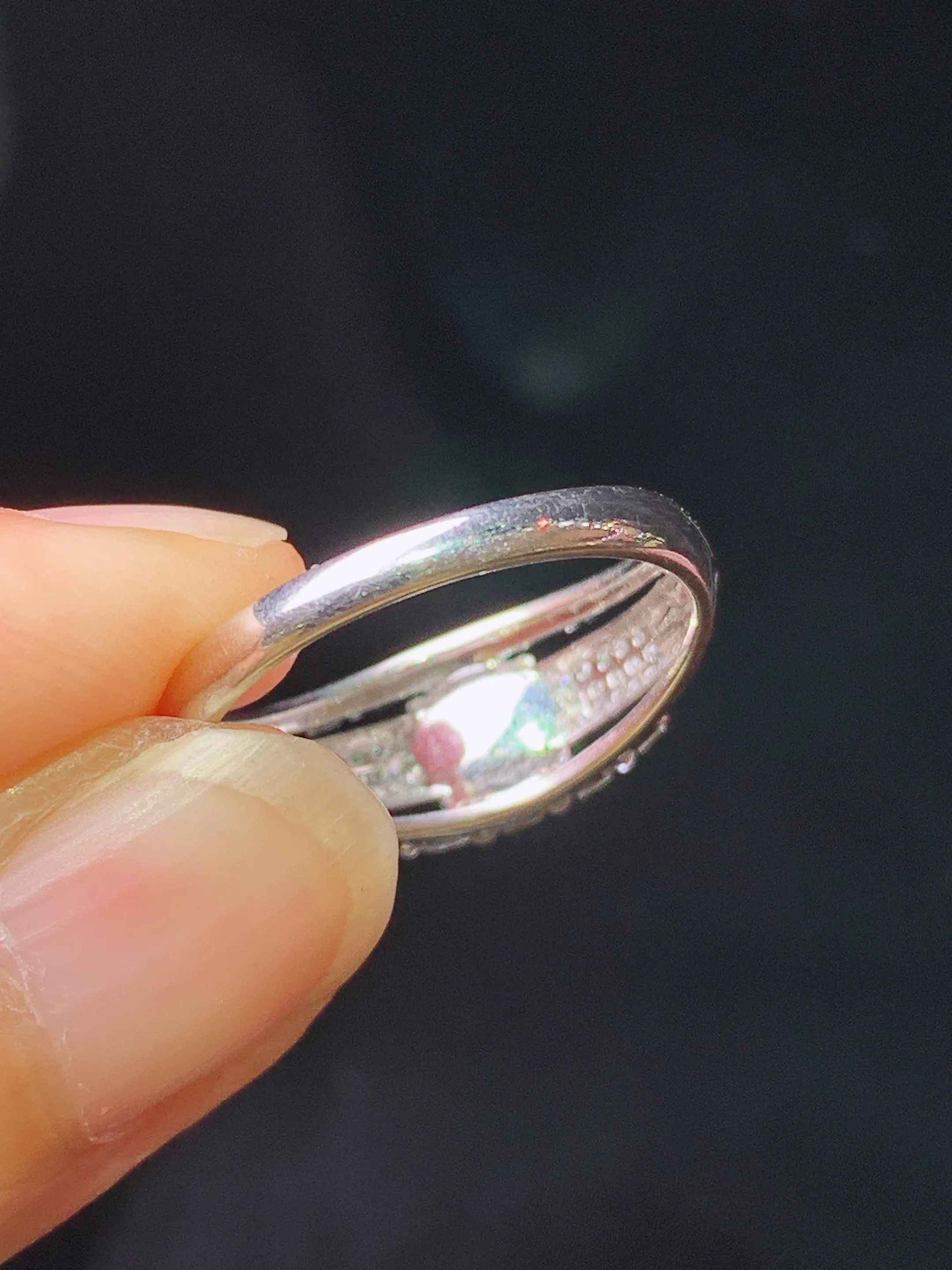 18k金钻镶嵌满绿蛋面戒指 玉质细腻清新 水润亮眼 圈口13.5 裸石尺寸5.5*6.3*2.3