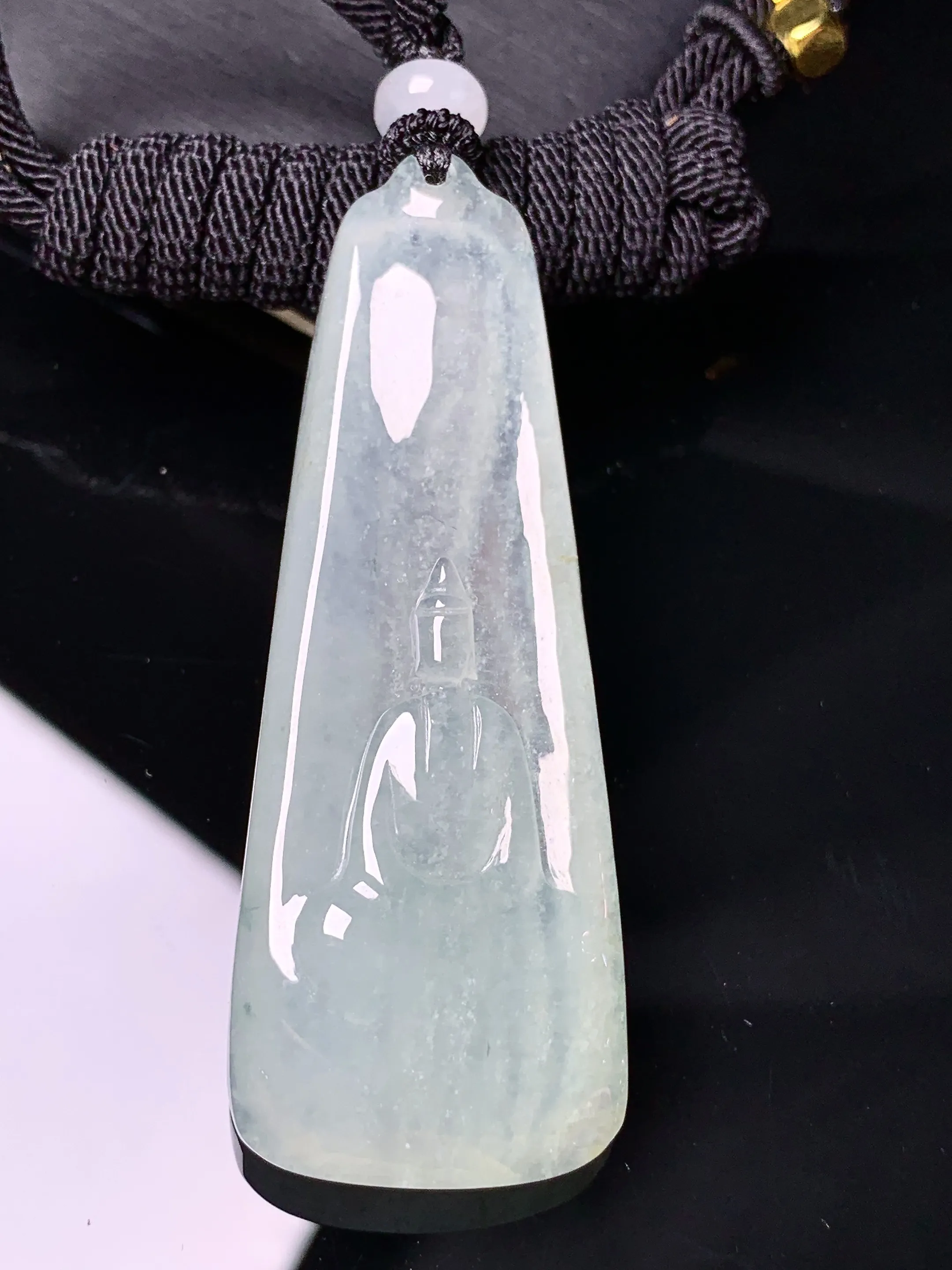 冰种无相观音吊坠 玉质细腻清新 水润亮眼 整体尺寸58.2*21.5*7.8