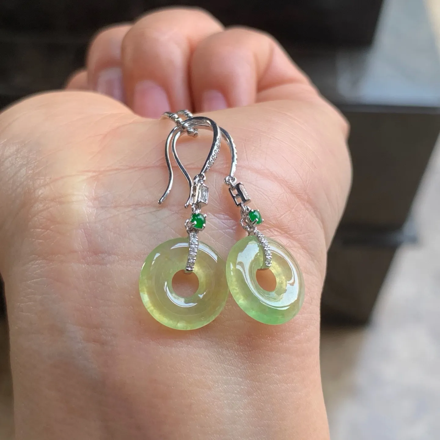 黄加绿平安扣耳坠 18K金镶嵌