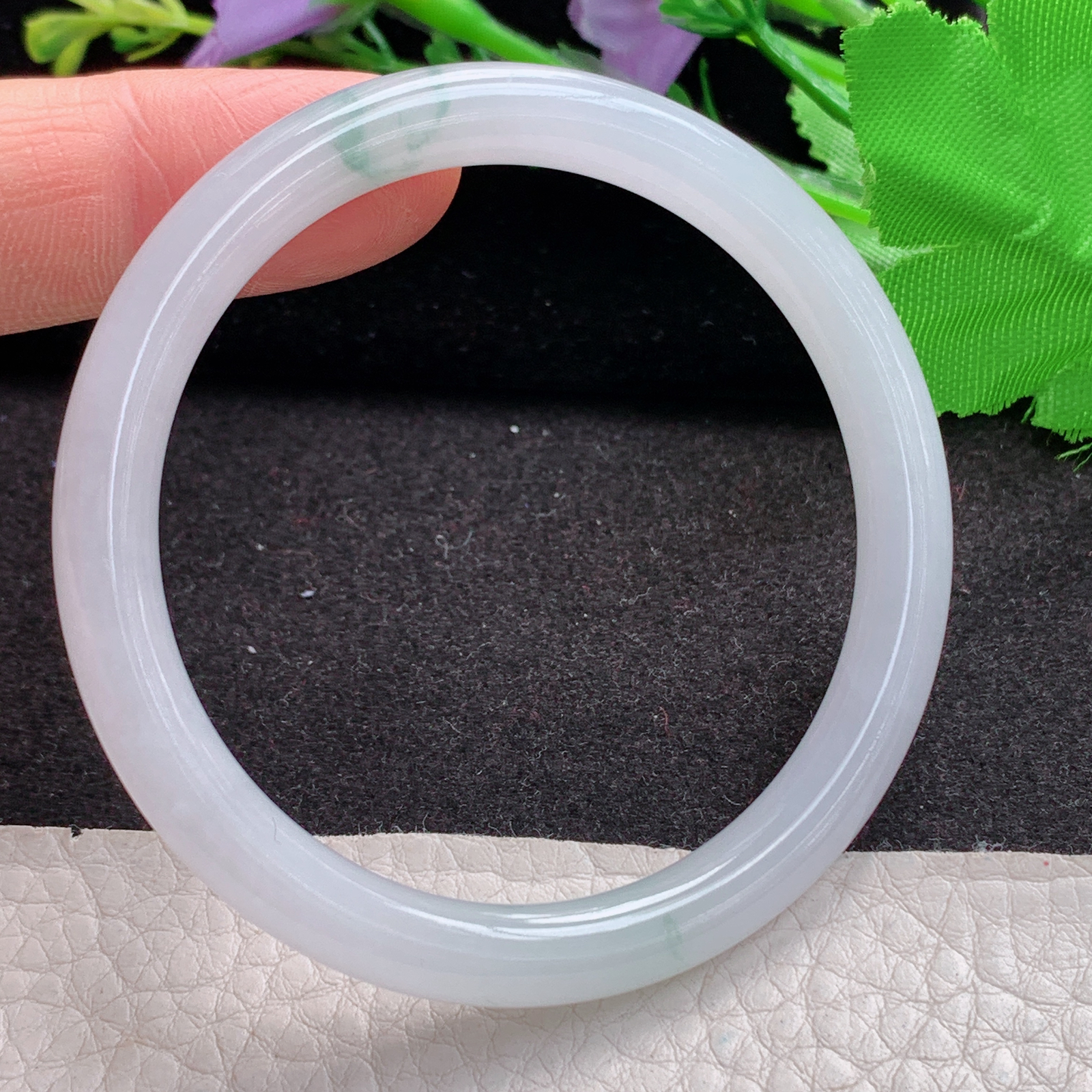 n小圈口51*6.3*6.8叮当镯 天然缅甸翡翠A货冰飘花圆条美人镯