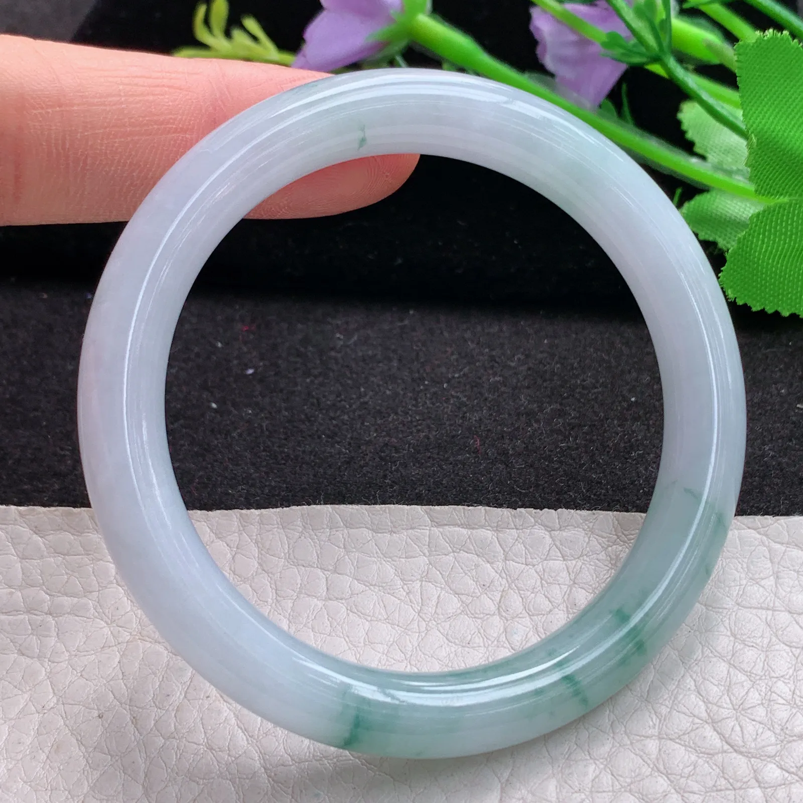 mq秀气飘逸款小圈口52.5*8.5*8叮当镯 天然缅甸翡翠A货飘花圆条美人镯