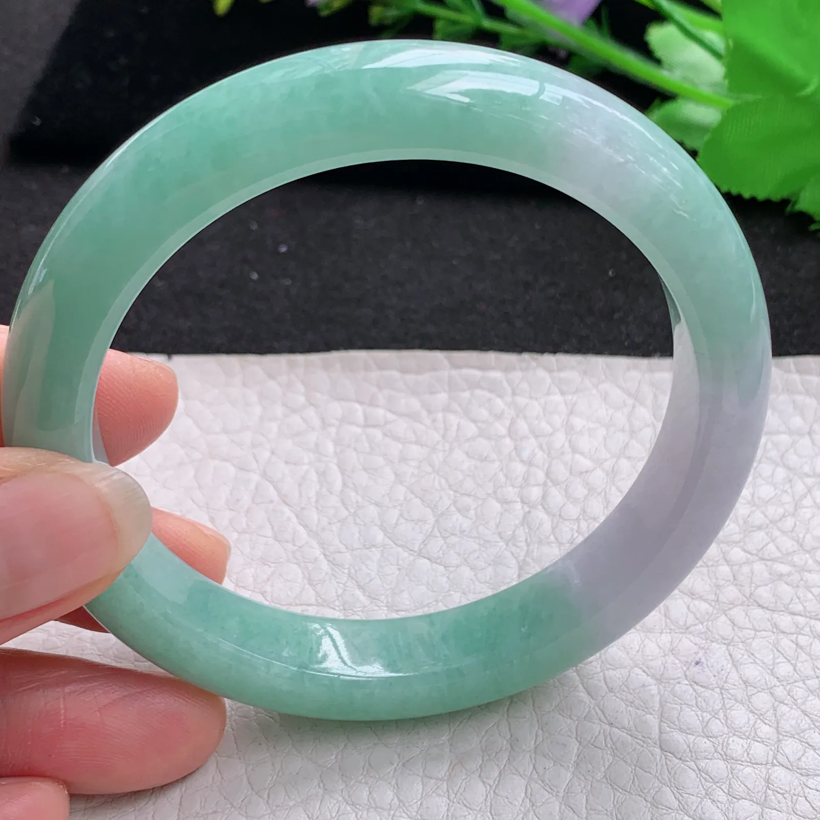 mq招财镯59*11.3*9平安镯 天然缅甸翡翠A货细润半山水宽边玉手环