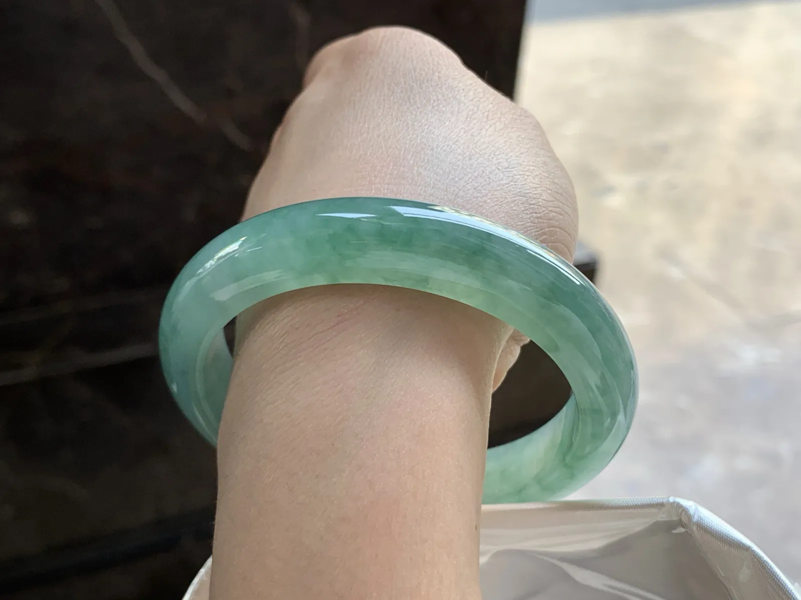 58-12.2-8.7

油绿手镯^_^清新