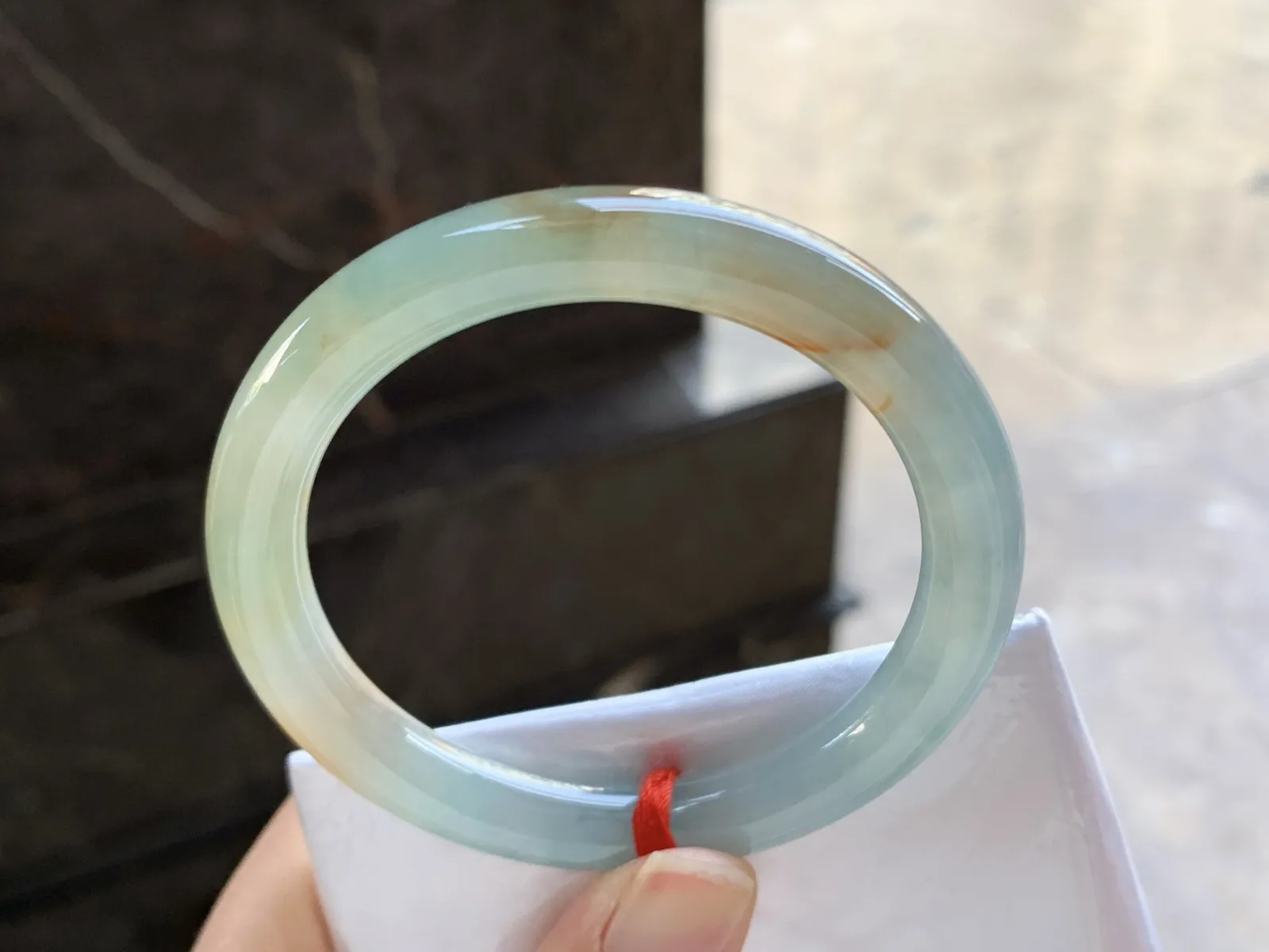 51.5-8.5

黄翡圆条手镯^_^清新 水润